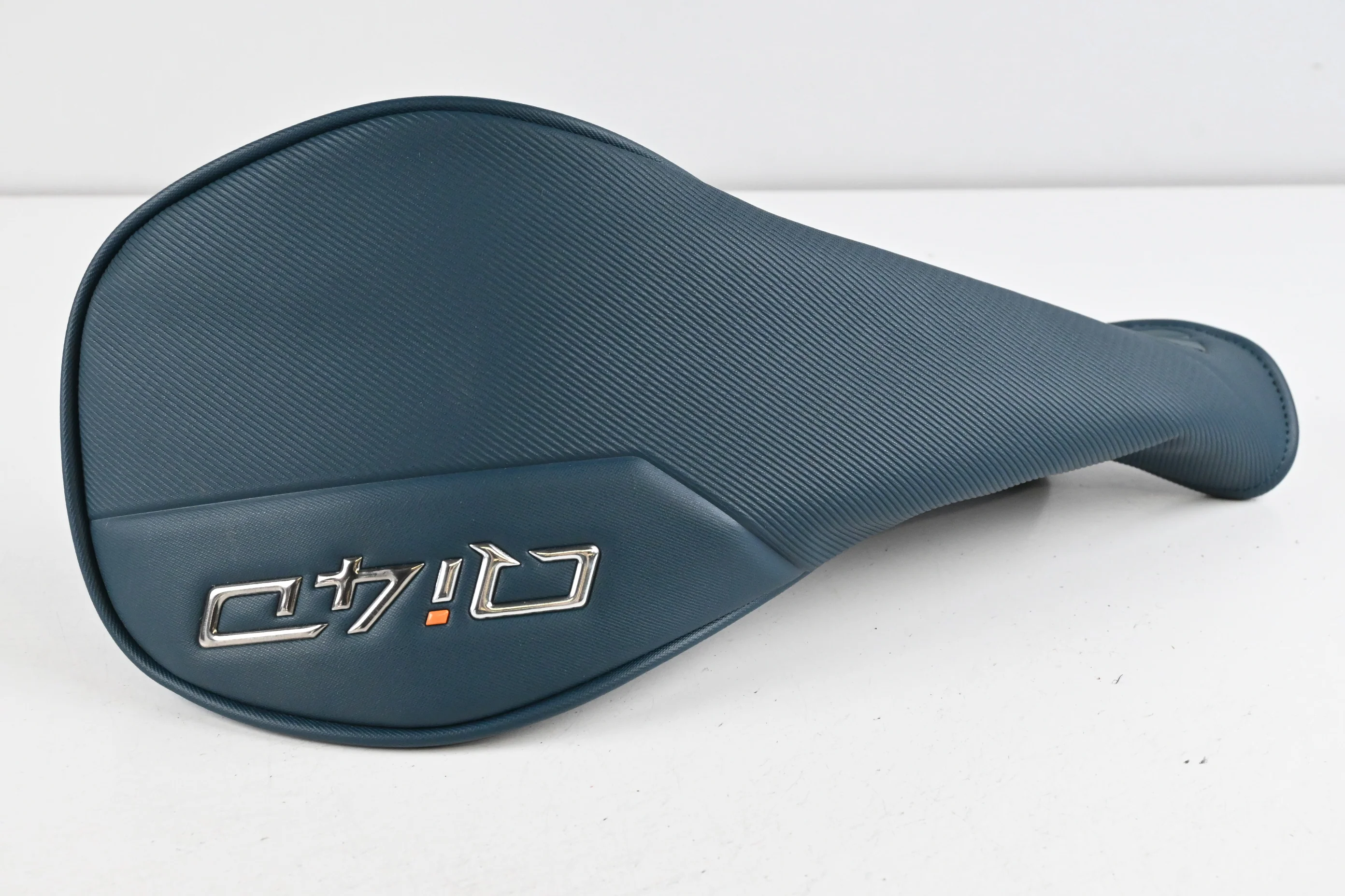 Taylormade Qi4D Driver / 10.5 Degree / Regular Flex REAX Blue 50 Shaft - Image 9