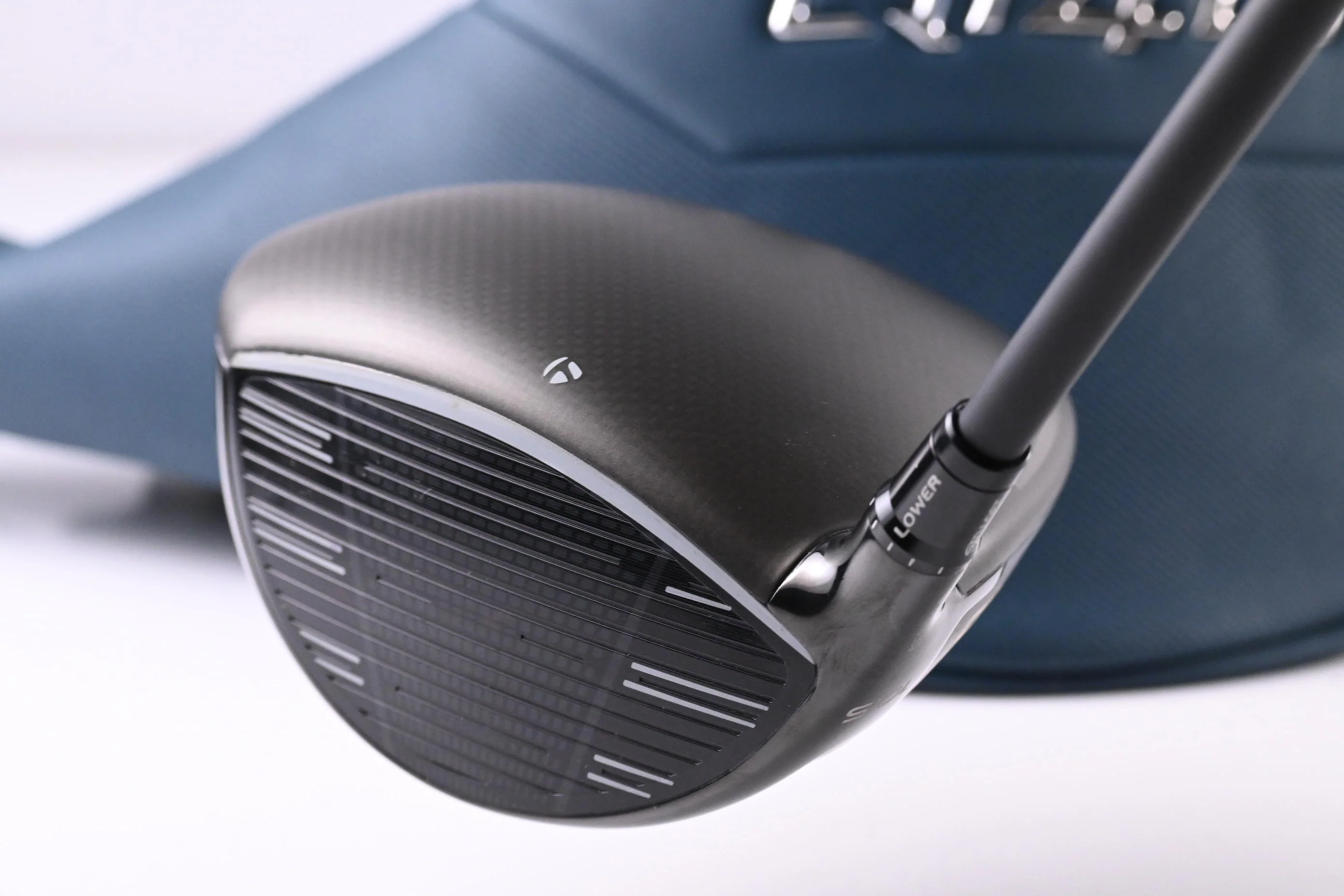 Taylormade Qi4D Driver / 10.5 Degree / Stiff Flex REAX Blue 50 Shaft - Image 4