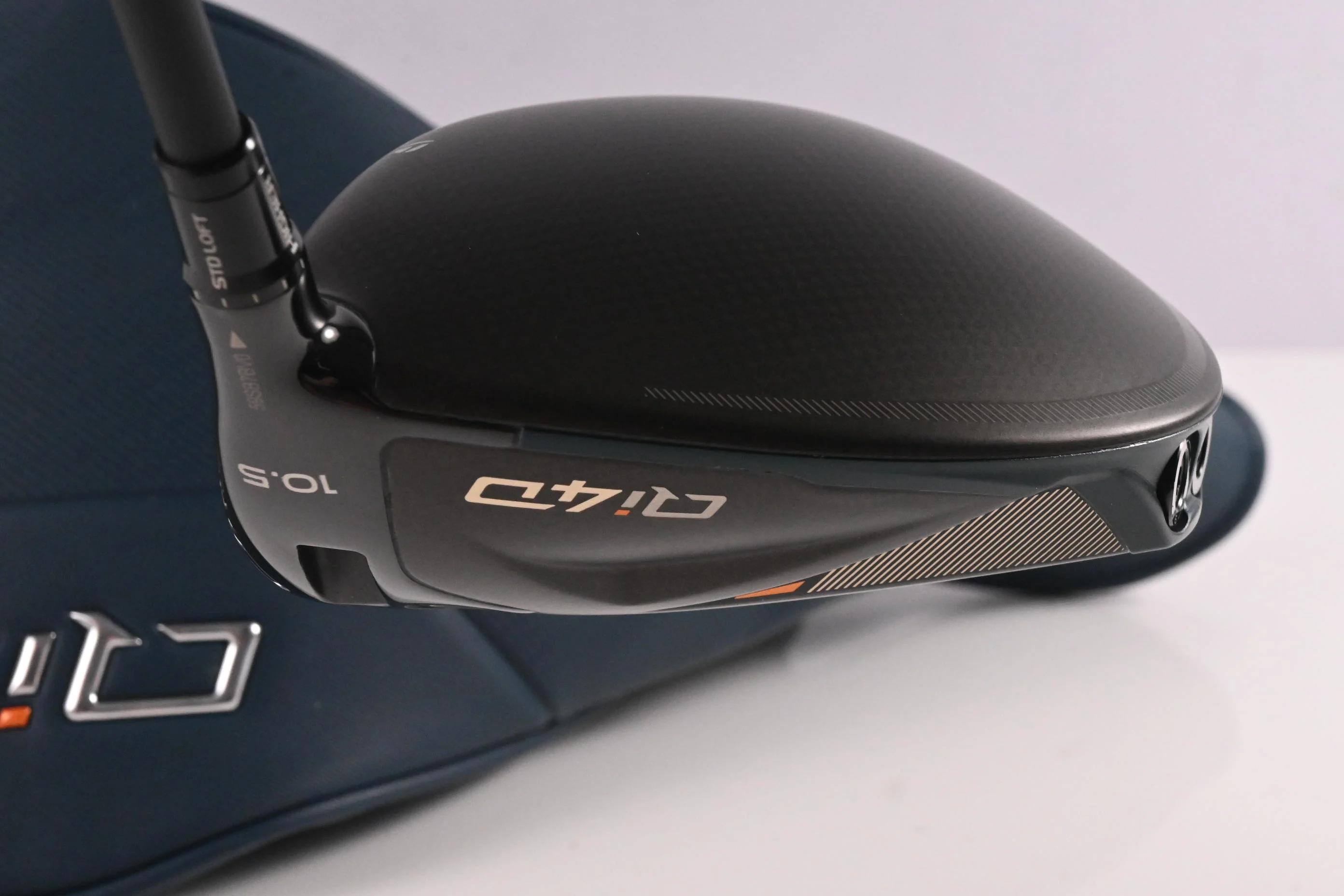 Taylormade Qi4D Driver / 10.5 Degree / Regular Flex Mitsubishi Reax 50 Shaft - Image 5