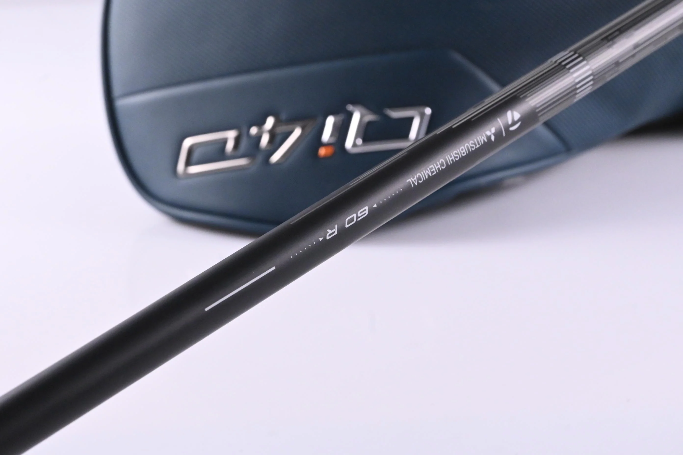 Taylormade Qi4D Driver / 10.5 Degree / Regular Flex Reax White 60 Shaft - Image 6