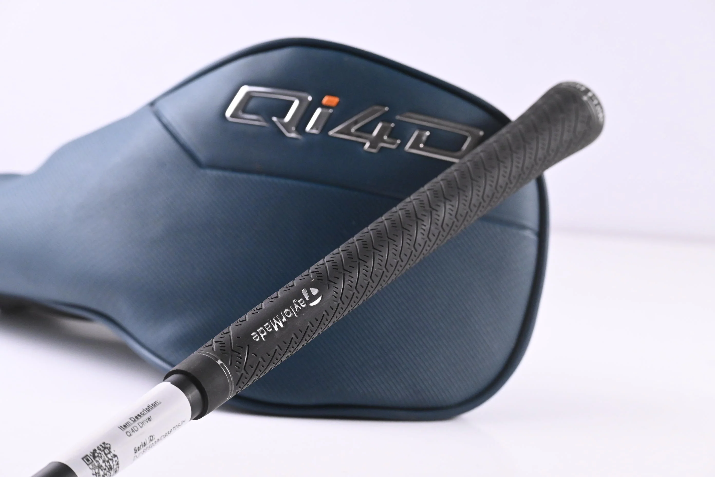 Taylormade Qi4D Driver / 10.5 Degree / Regular Flex Reax Blue 50 Shaft - Image 8
