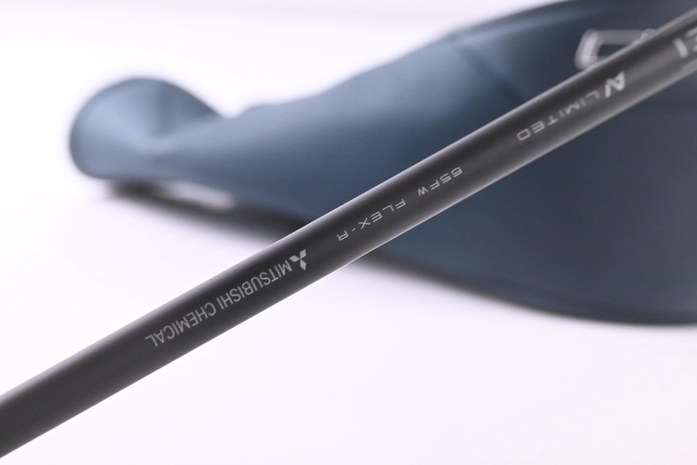 Taylormade Qi4D #5 Wood / 18 Degree / Regular Flex Tensei AV Blue 65 Shaft - Image 6