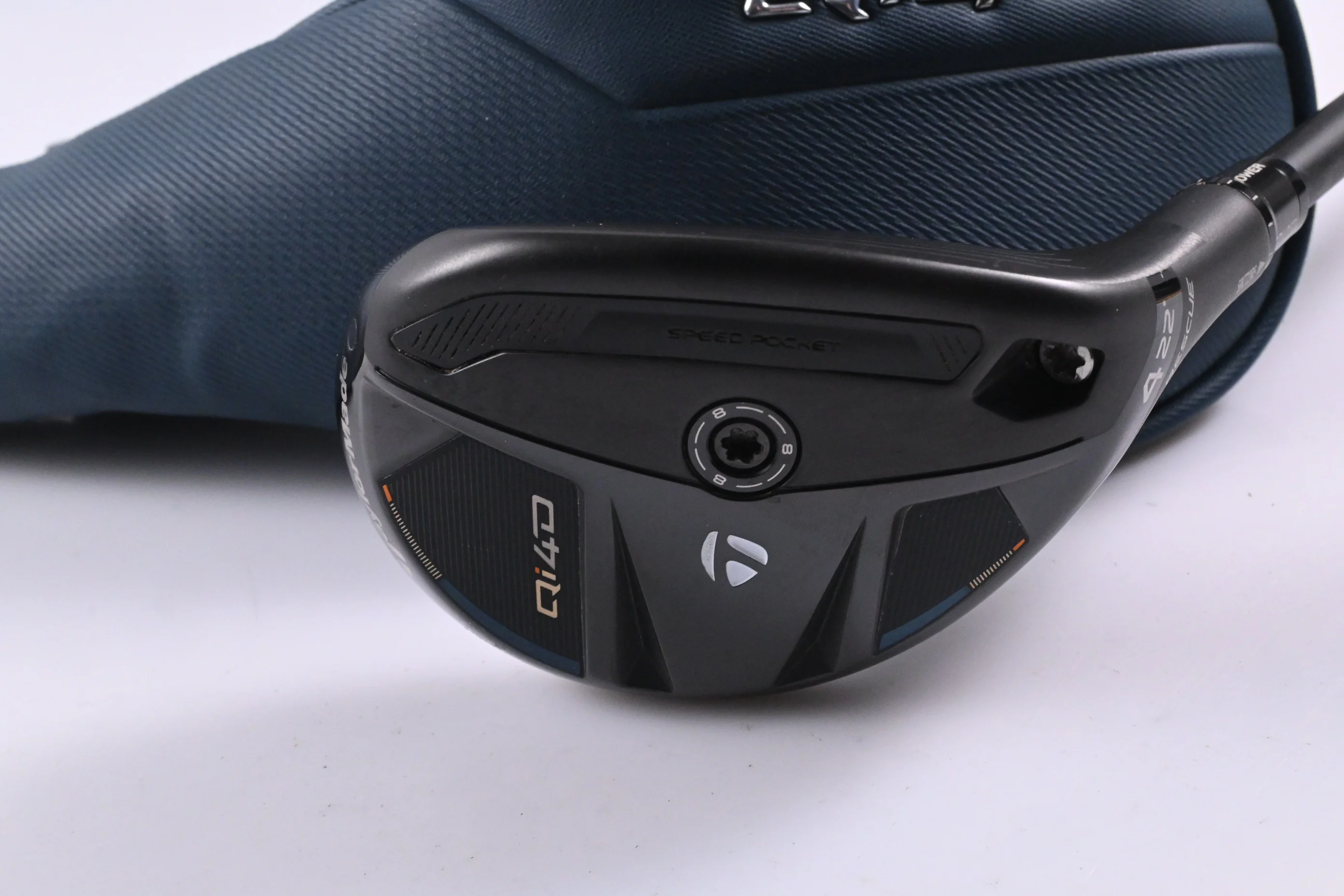 Taylormade Qi4D #4 Hybrid / 22 Degree / Regular Flex Reax 65 Shaft - Image 2