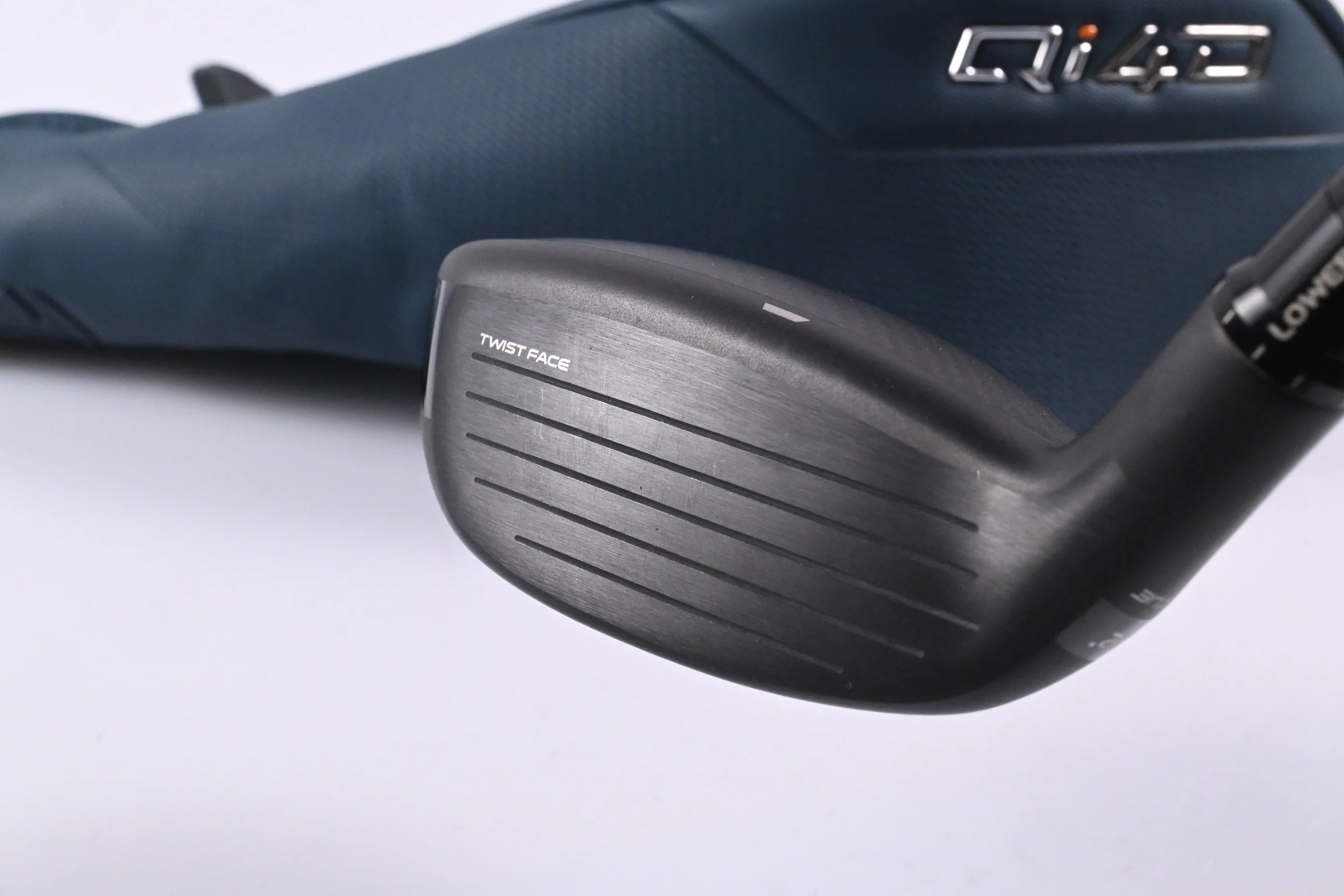 Taylormade Qi4D #4 Hybrid / 22 Degree / Regular Flex Reax 65 Shaft - Image 4