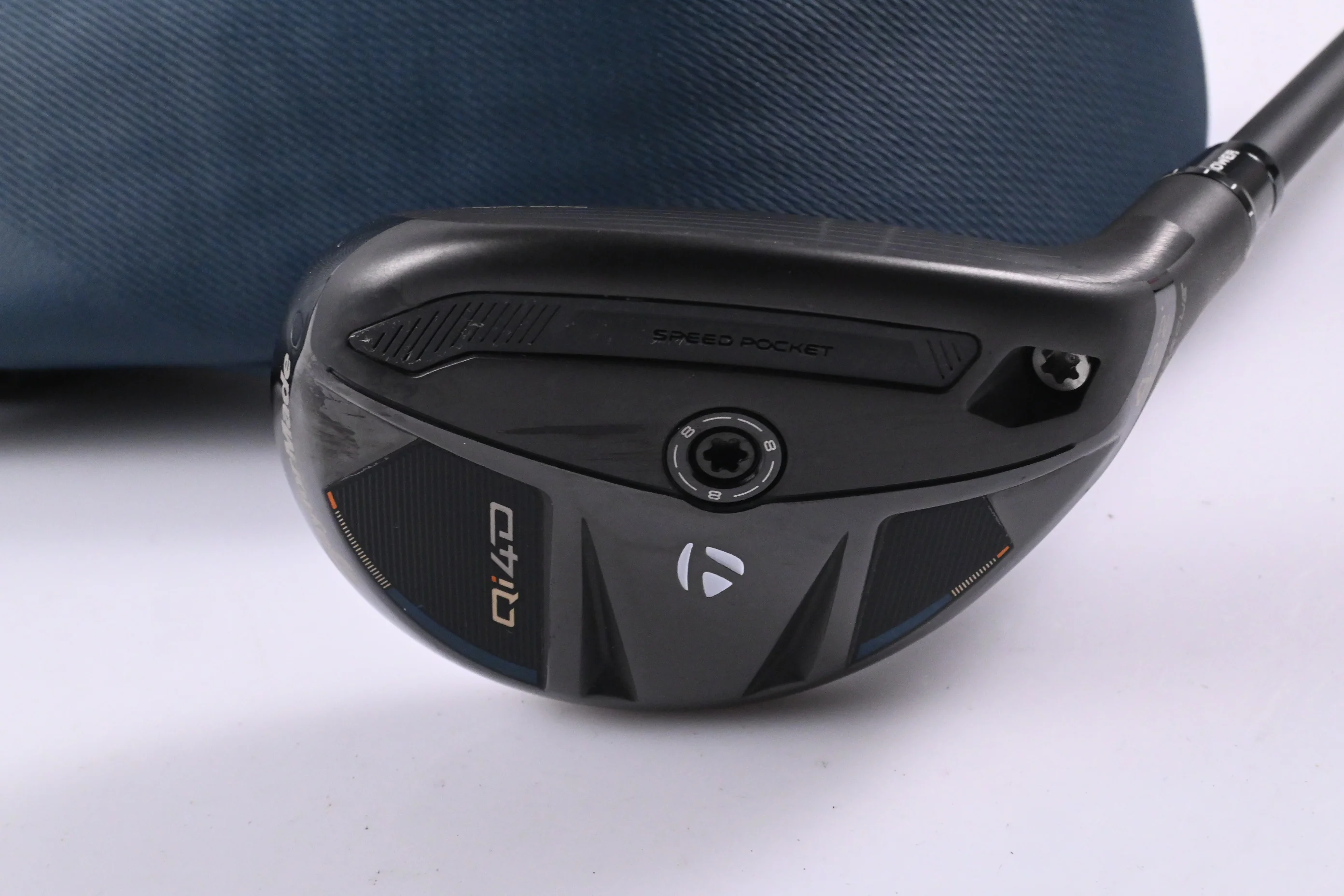 Taylormade Qi4D #4 Hybrid / 22 Degree / Regular Flex Reax 65 Shaft - Image 2