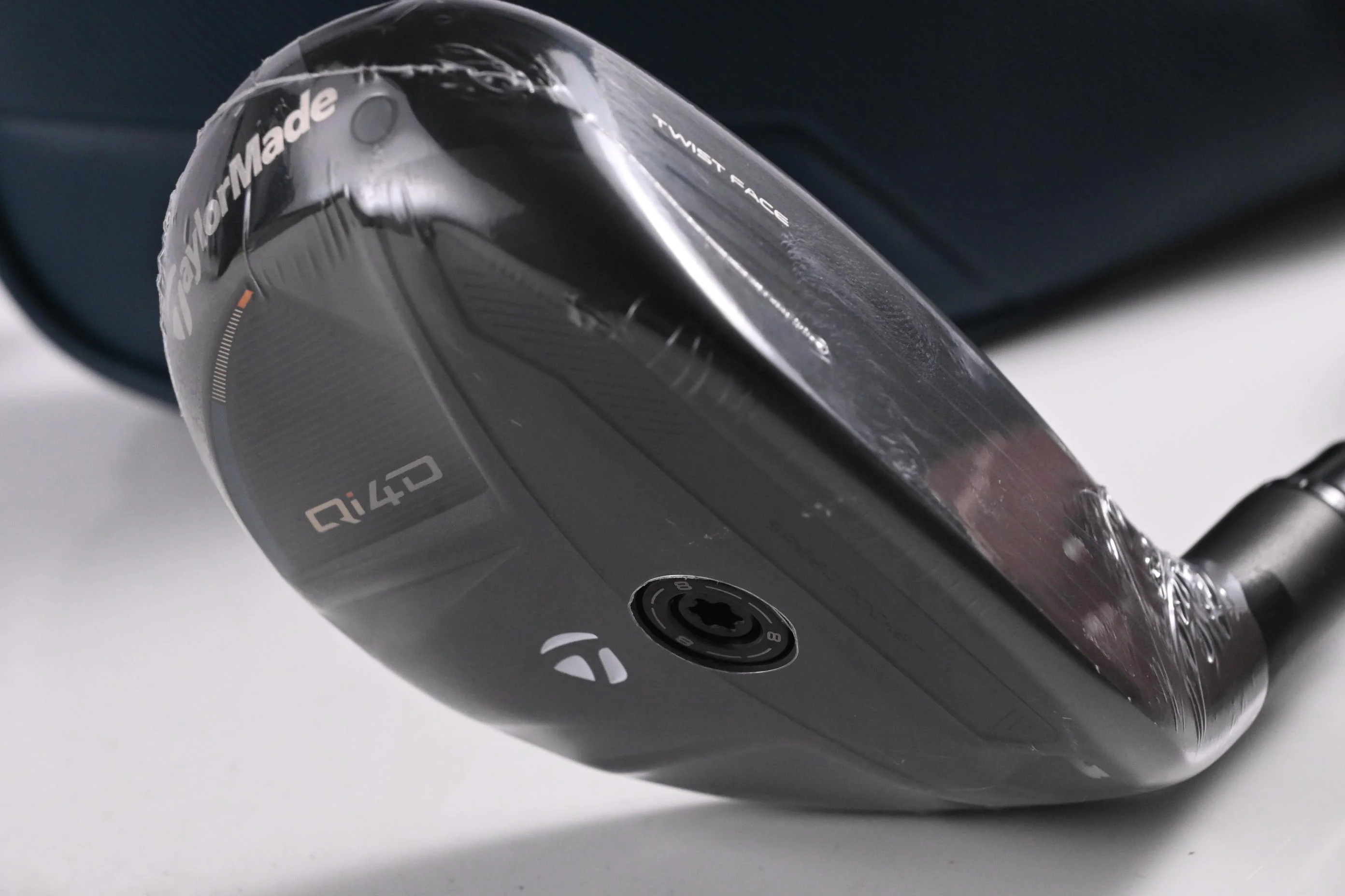Taylormade Qi4D #4 Hybrid / 22 Degree / Stiff Flex KBS Reax 75 Shaft