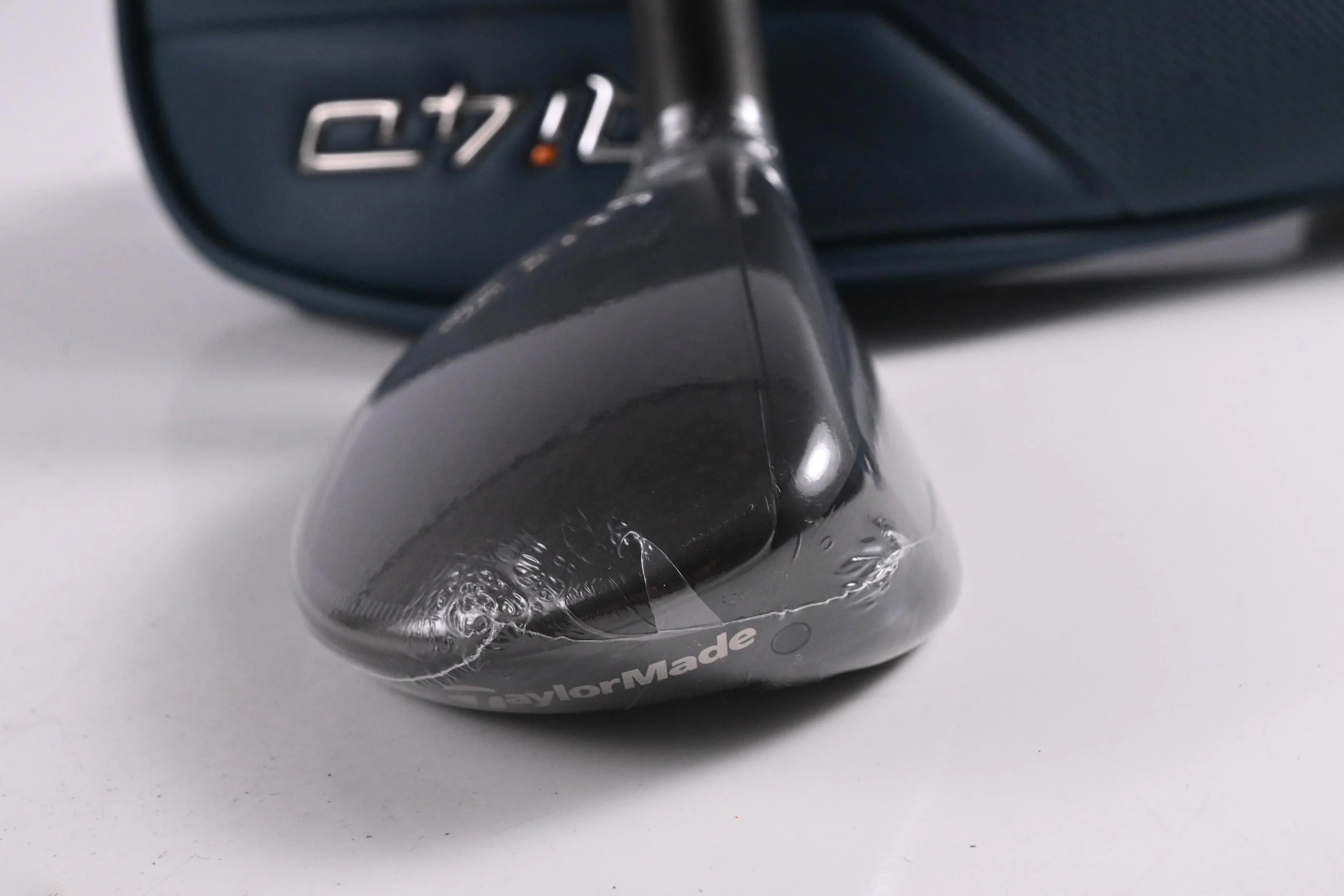 Taylormade Qi4D #4 Hybrid / 22 Degree / Stiff Flex KBS Reax 75 Shaft - Image 3