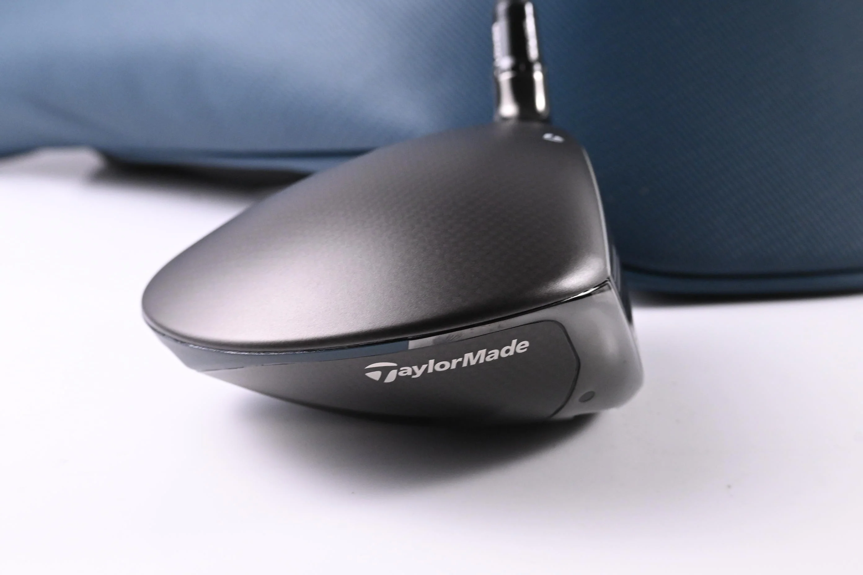 Taylormade Qi4D LS Driver / 10.5 Degree / Regular Flex REAX Blue 50 Shaft - Image 3