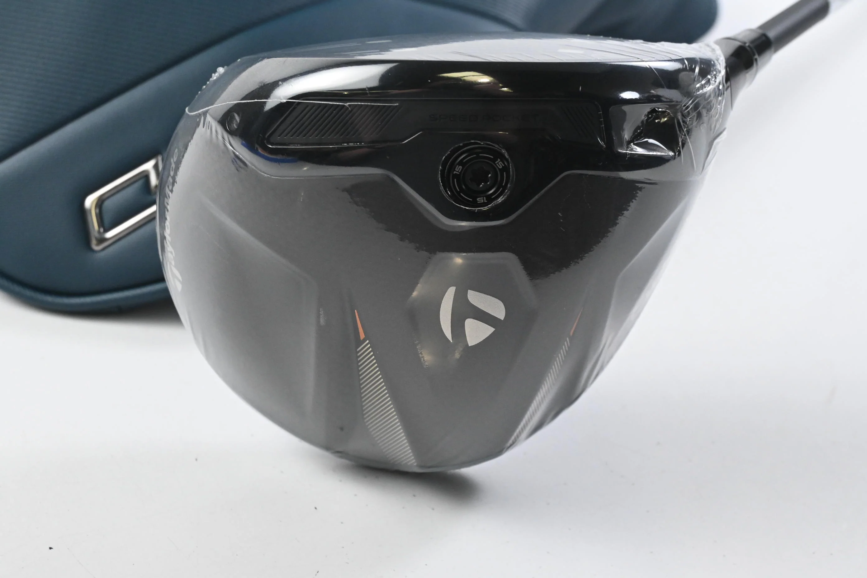 Taylormade Qi4D LS Driver / 9 Degree / Stiff Flex Tensei AV Limited Black 75 - Image 2