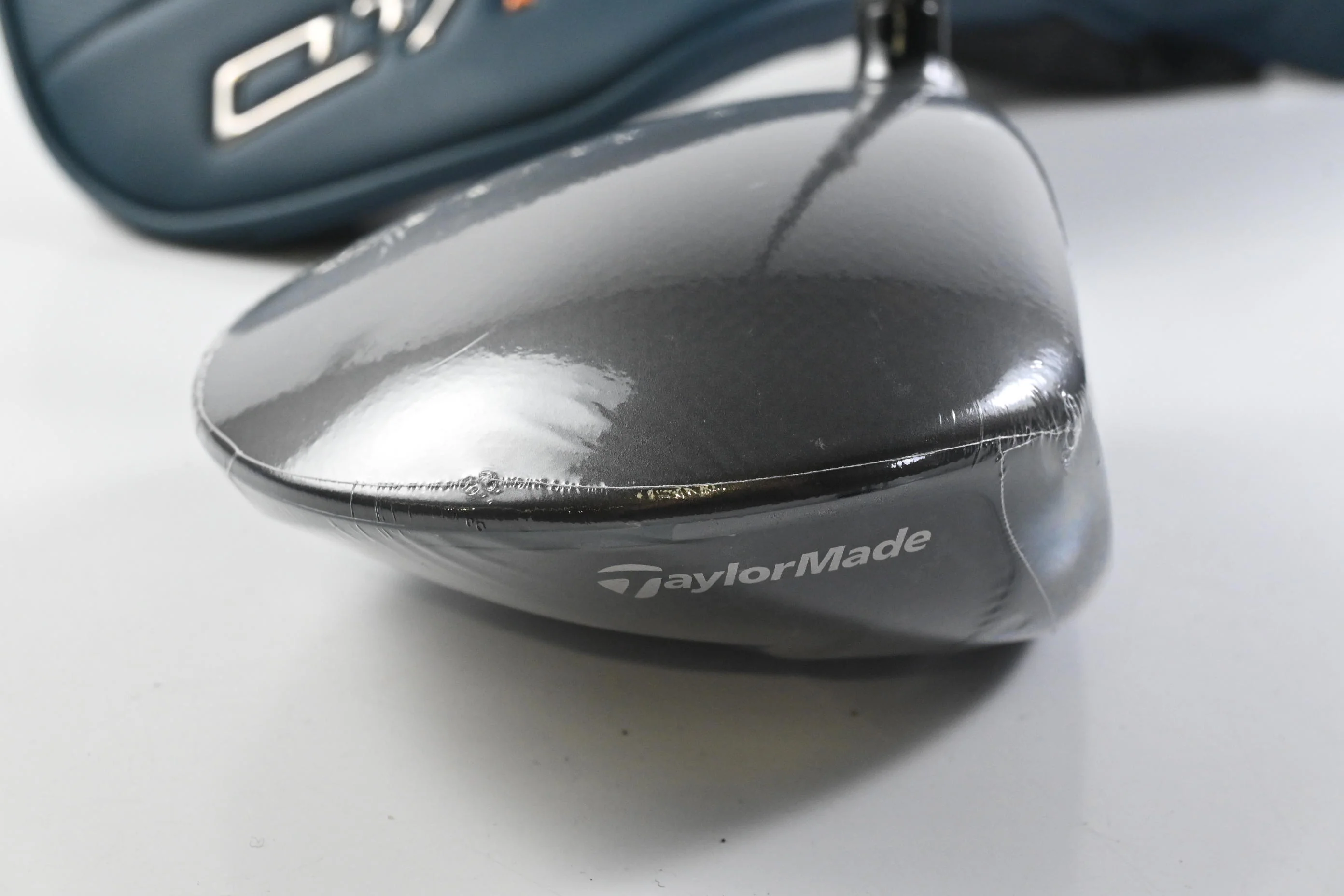 Taylormade Qi4D LS Driver / 9 Degree / Stiff Flex Tensei AV Limited Black 75 - Image 3