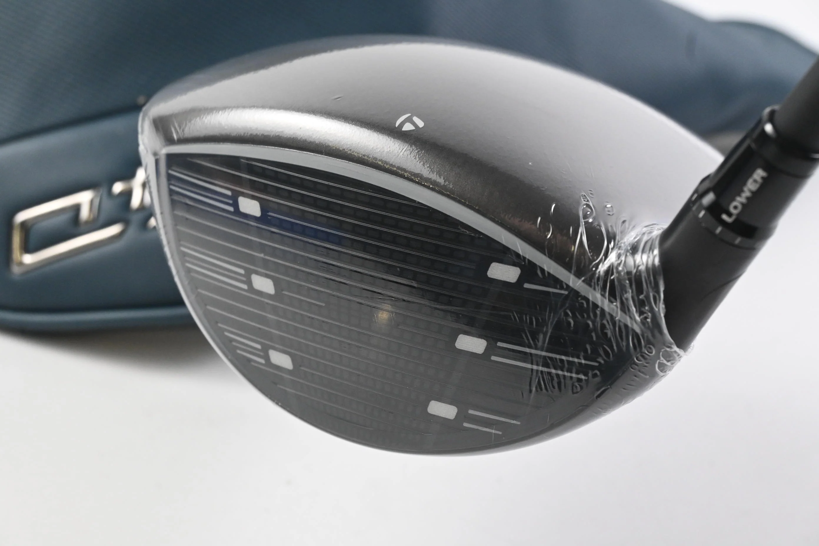Taylormade Qi4D Max Driver / 12 Degree / Senior Flex REAX Blue 50 Shaft - Image 4