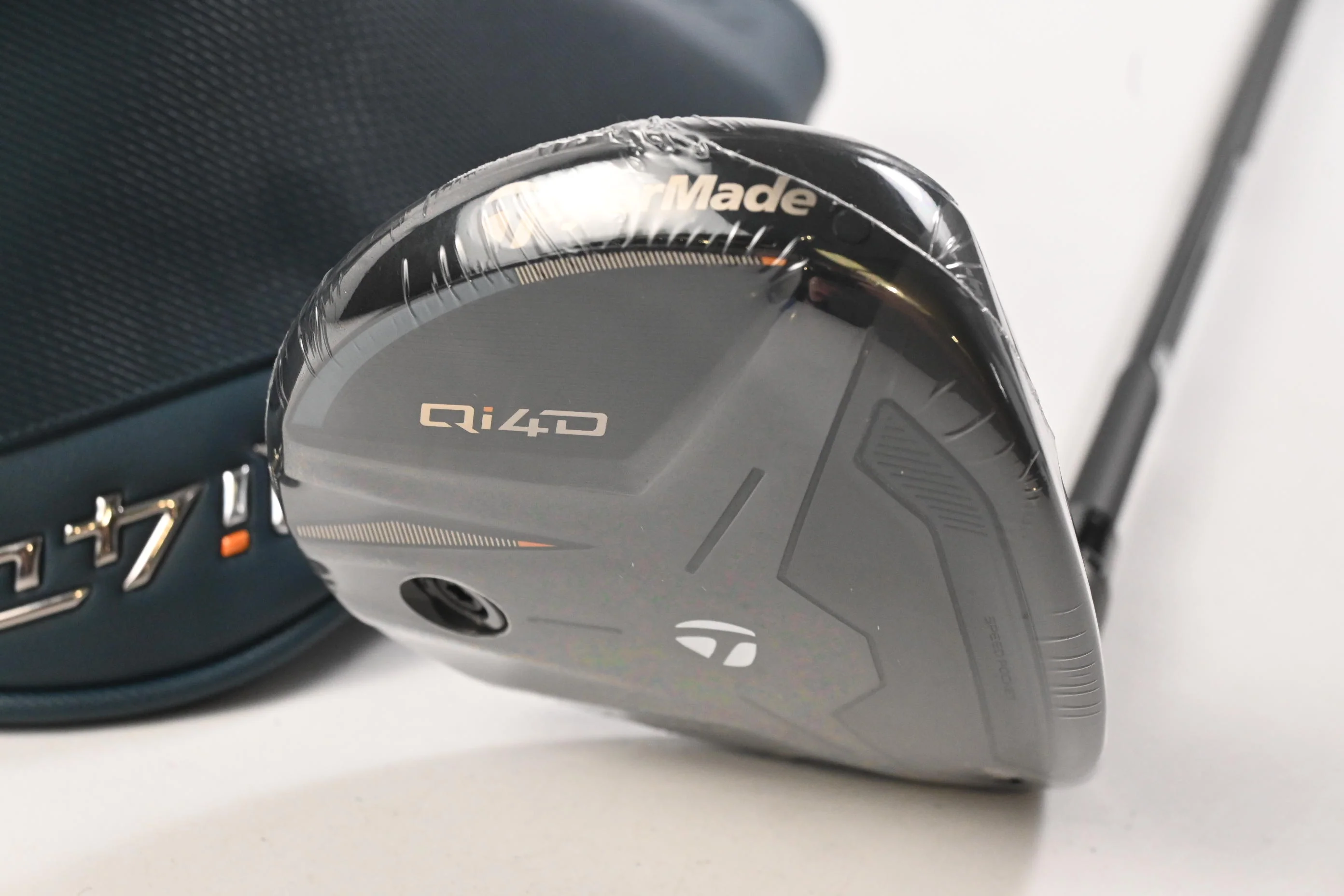 Taylormade Qi4D Max #5 Wood / 19 Degree / Stiff Flex REAX 55 Shaft