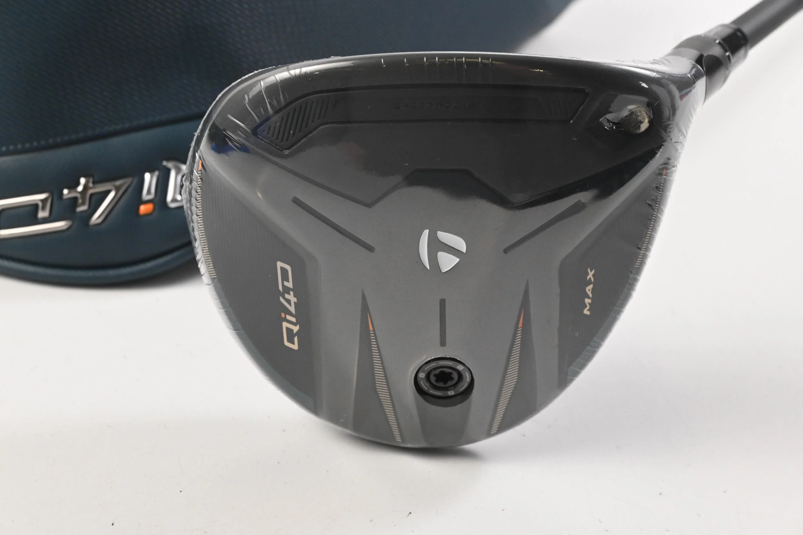 Taylormade Qi4D Max #5 Wood / 19 Degree / Stiff Flex REAX 55 Shaft - Image 2