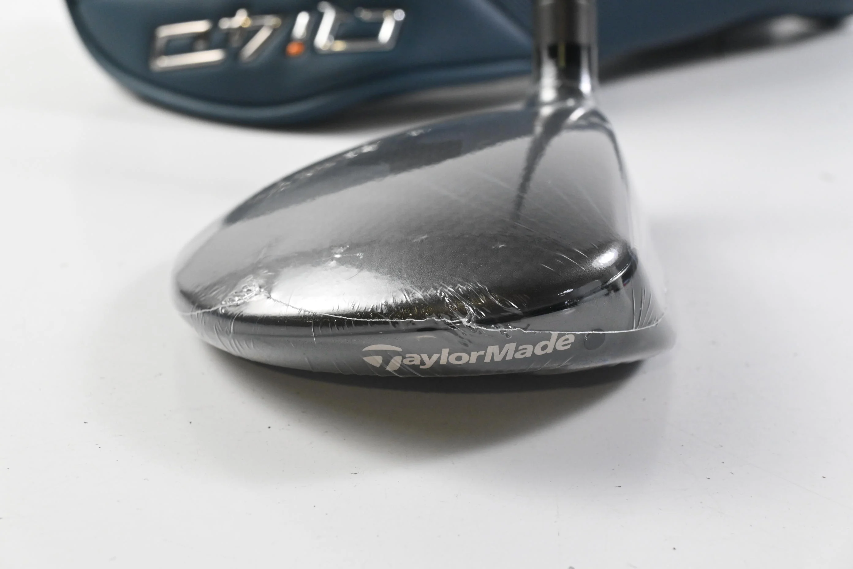 Taylormade Qi4D Max #5 Wood / 19 Degree / Stiff Flex REAX 55 Shaft - Image 3