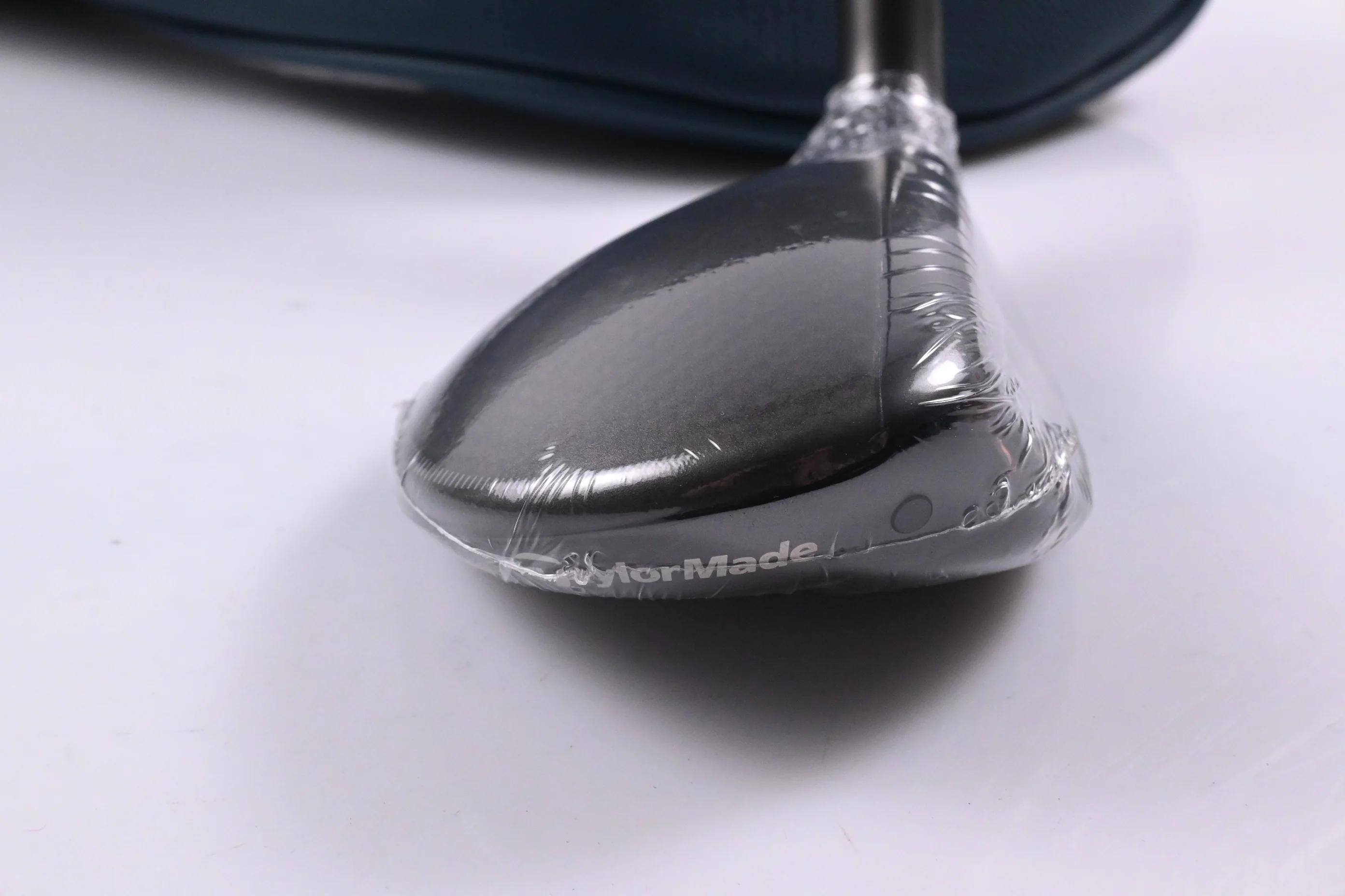 Taylormade Qi4D Max #5 Hybrid / 26 Degree / Regular Flex KBS REAX 50 Shaft - Image 3