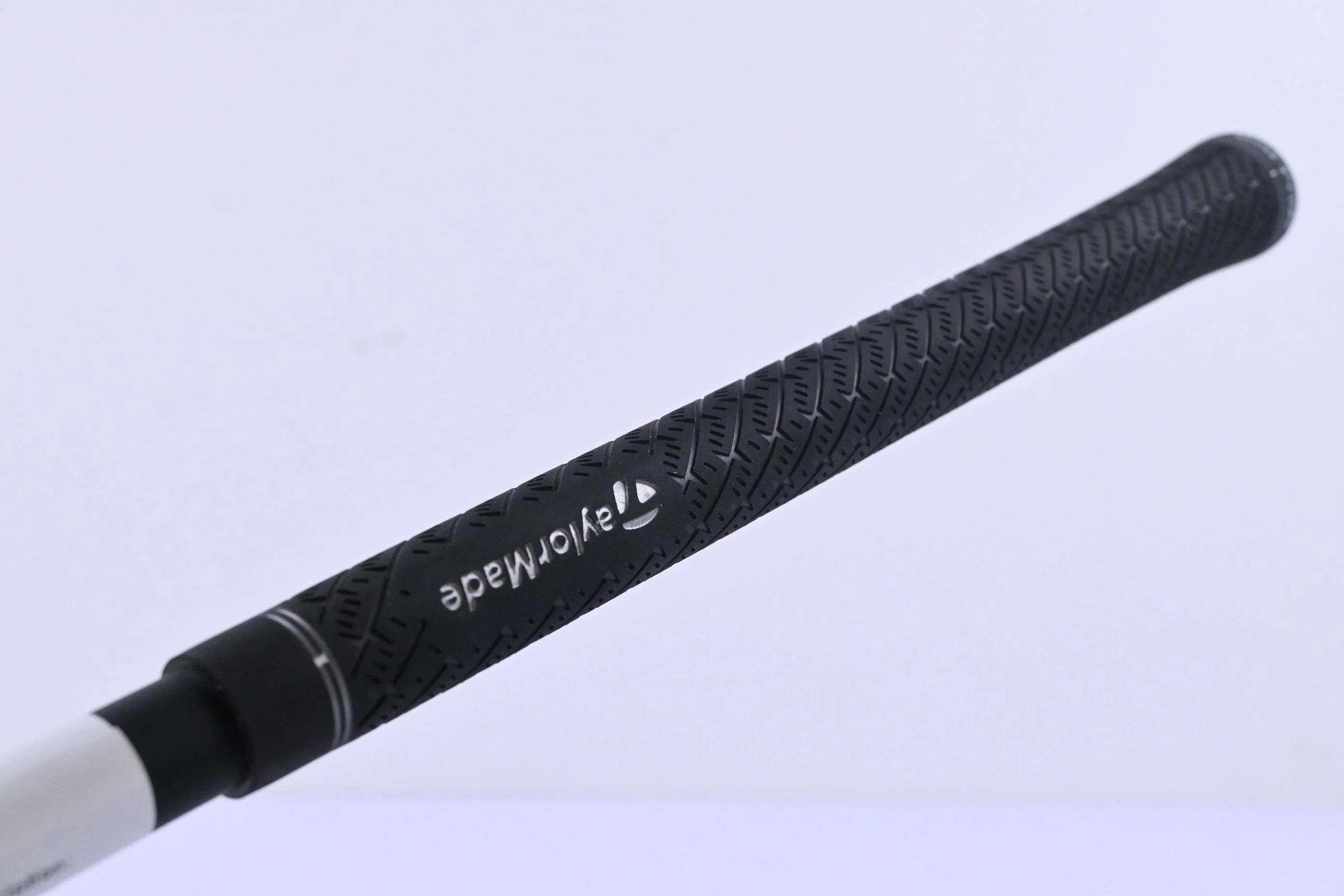 Taylormade Qi4D Max #4 Hybrid / 23 Degree / Regular Flex KBS REAX 50 Shaft - Image 8