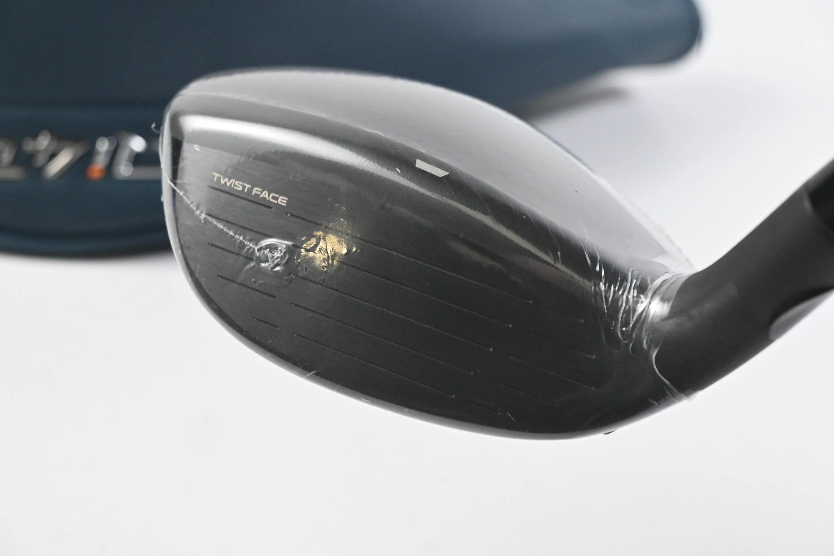 Taylormade Qi4D Max #6 Hybrid / 30 Degree / Regular Flex REAX KBS 50 Shaft - Image 4