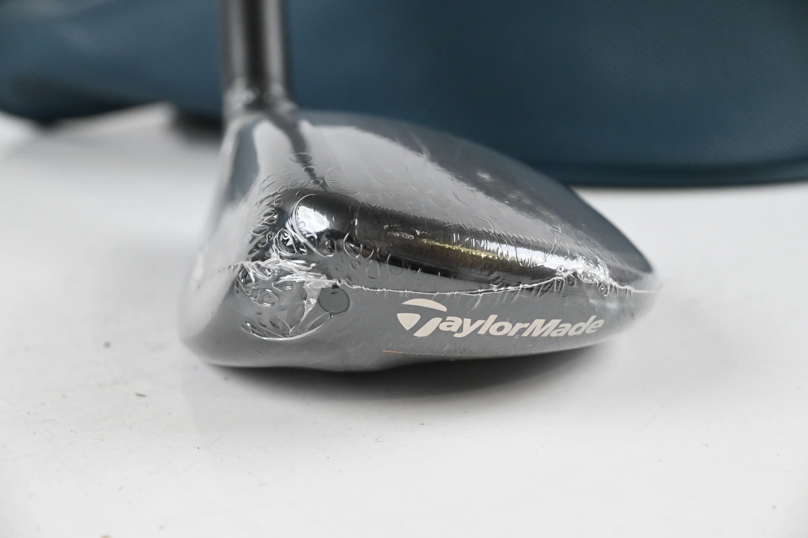 Left Hand Taylormade Qi4D Max #4 Hybrid / 22 Degree / Regular Flex REAX By KBS - Image 3