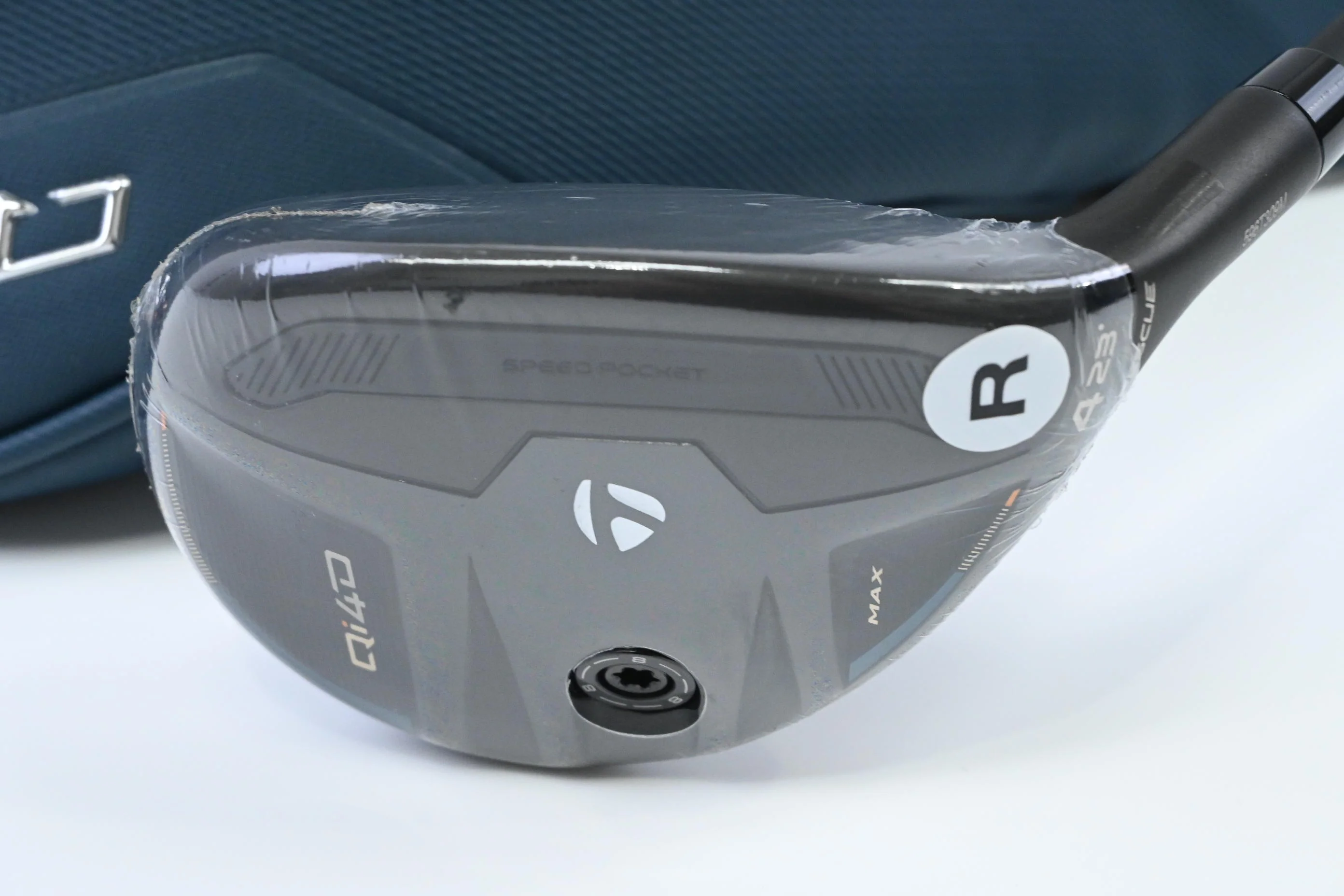 Taylormade Qi4D Max #4 Hybrid / 23 Degree / Regular Flex KBS Reax 50 Shaft - Image 2