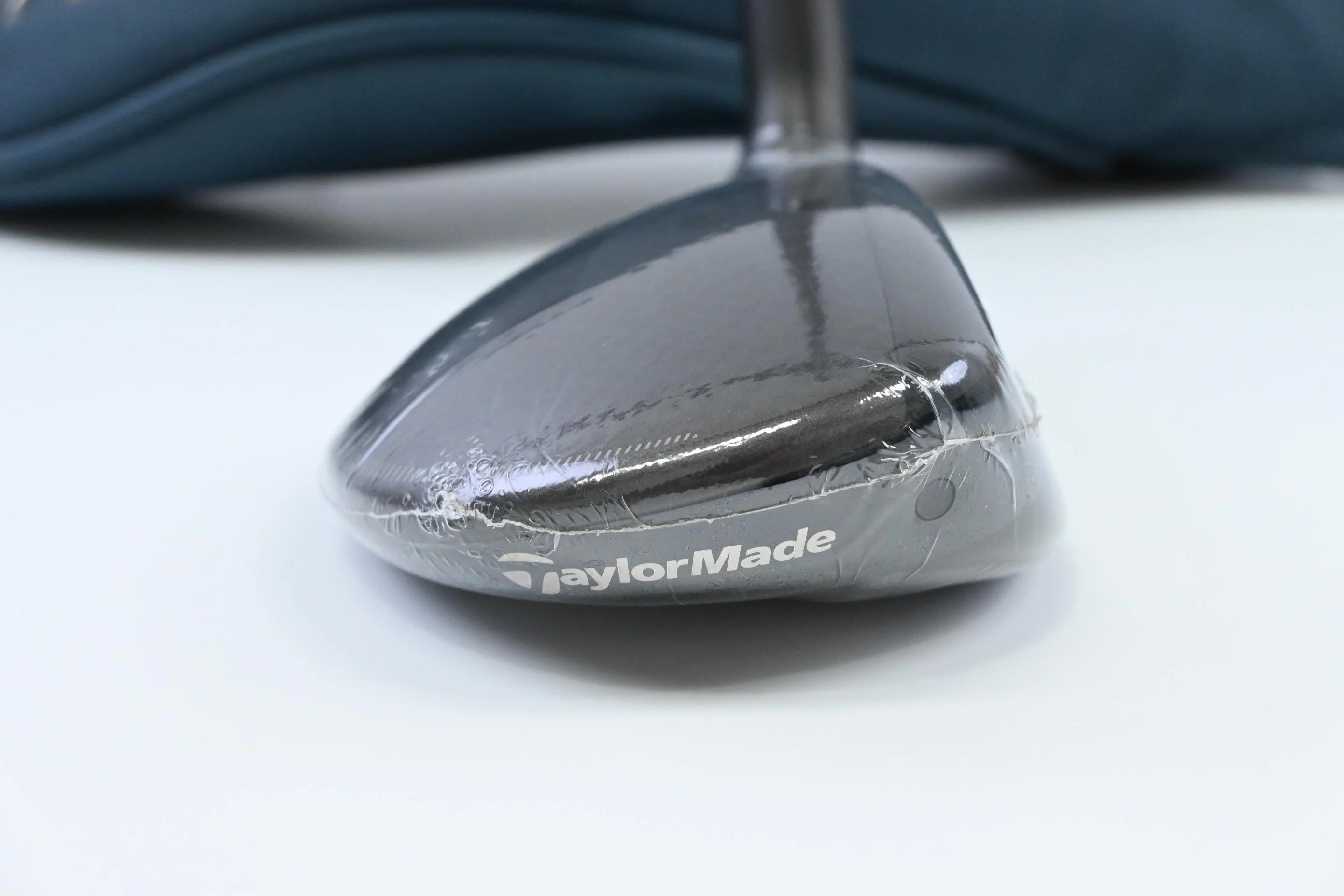 Taylormade Qi4D Max #4 Hybrid / 23 Degree / Regular Flex KBS Reax 50 Shaft - Image 3