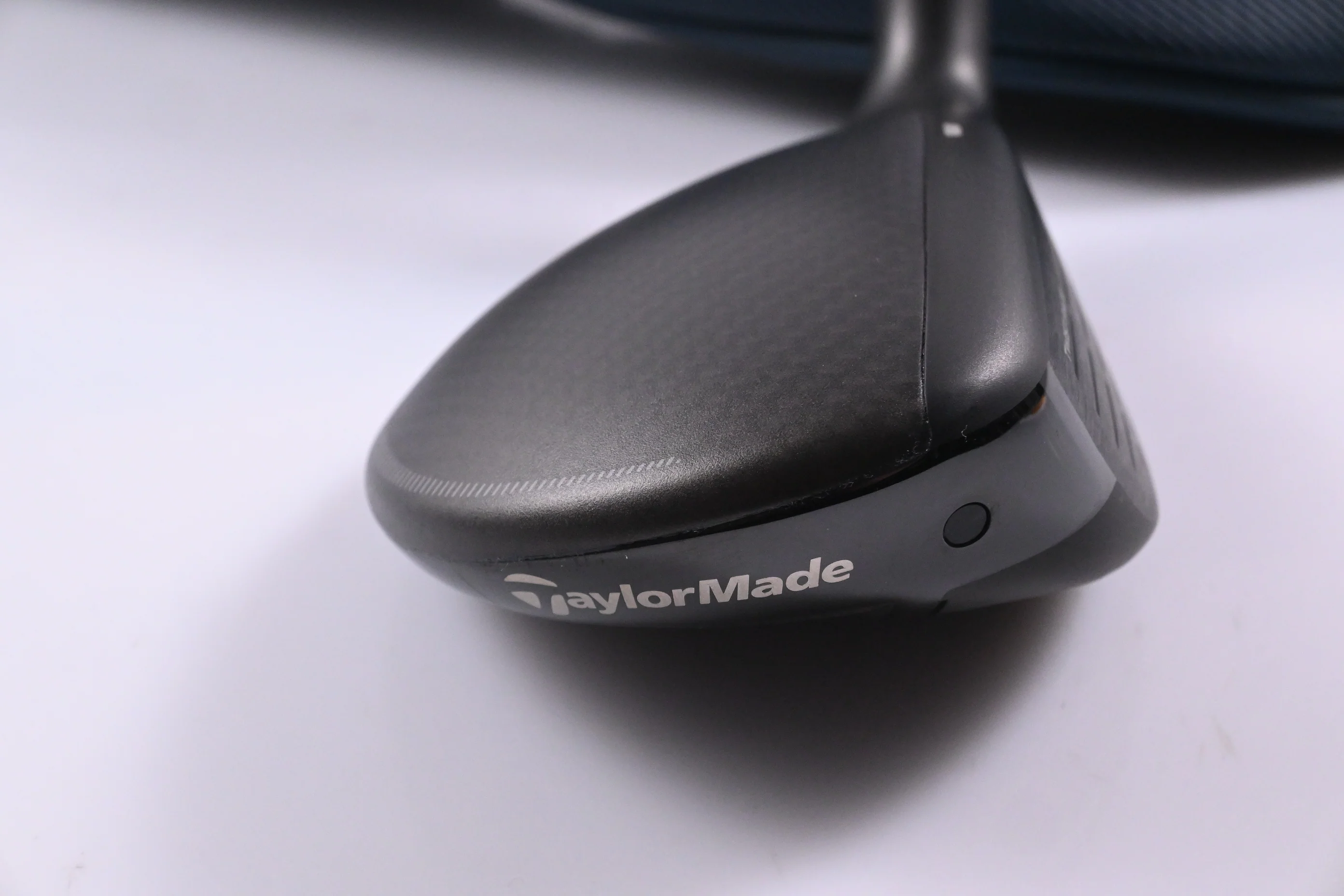 Taylormade Qi4D Max #4 Hybrid / 22 Degree / Regular Flex KBS Reax 50 Shaft - Image 3