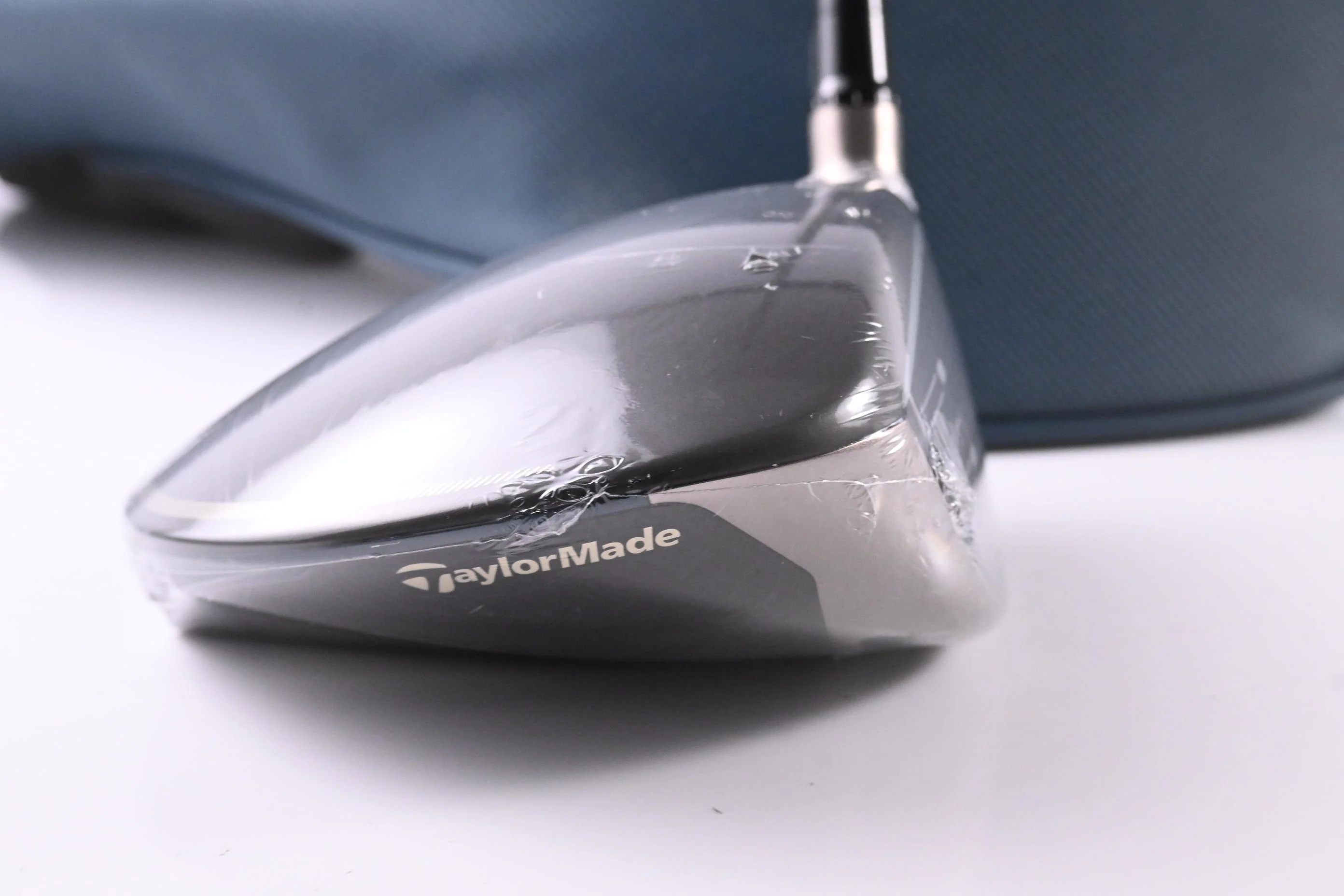 Taylormade Qi4D Max Lite Driver / 12 Degree / Senior Flex REAX Blue 40 Shaft - Image 3