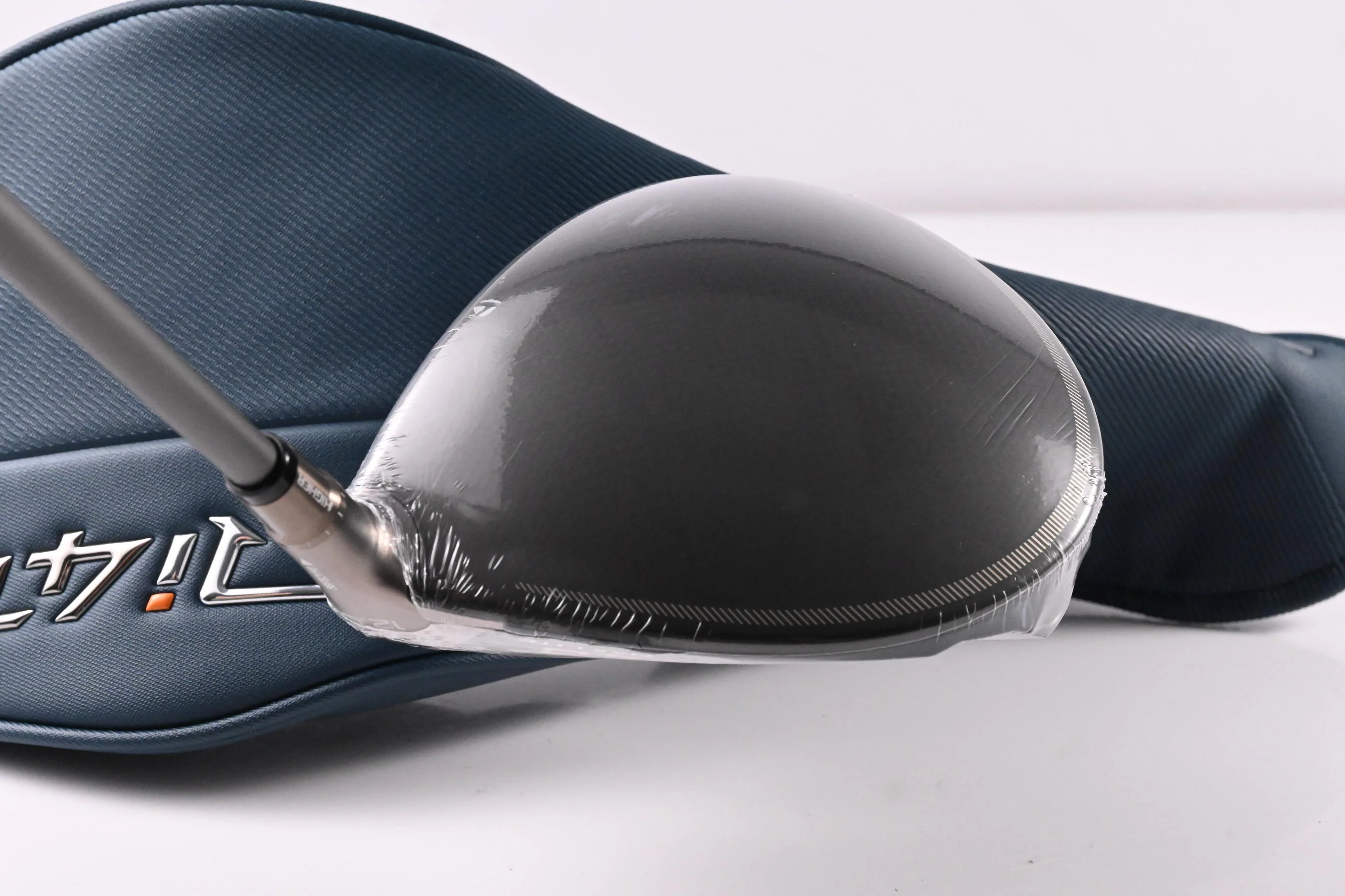 Taylormade Qi4D Max Lite Driver / 12 Degree / Senior Flex REAX Blue 40 Shaft - Image 5
