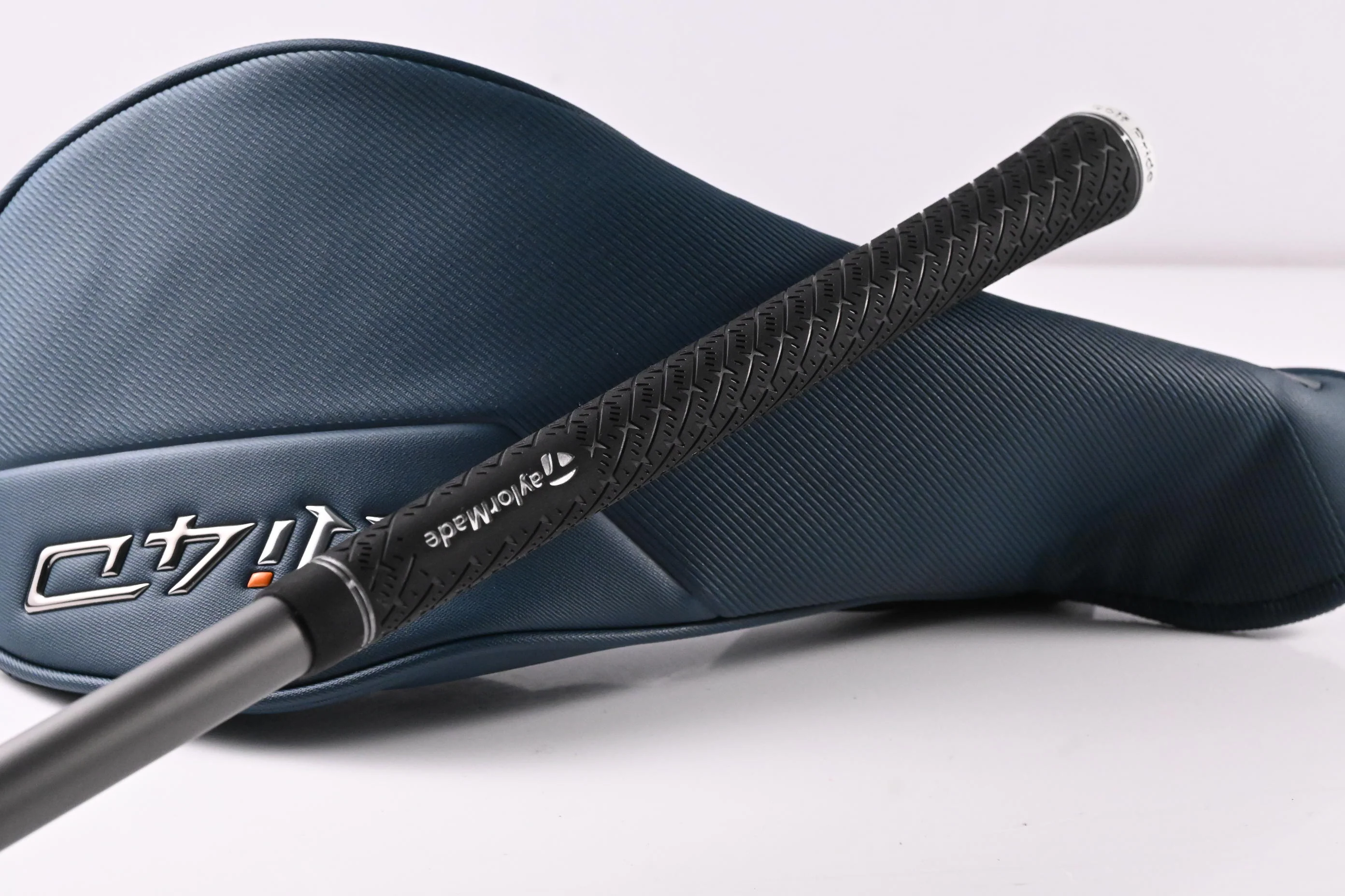 Taylormade Qi4D Max Lite Driver / 12 Degree / Senior Flex REAX Blue 40 Shaft - Image 8