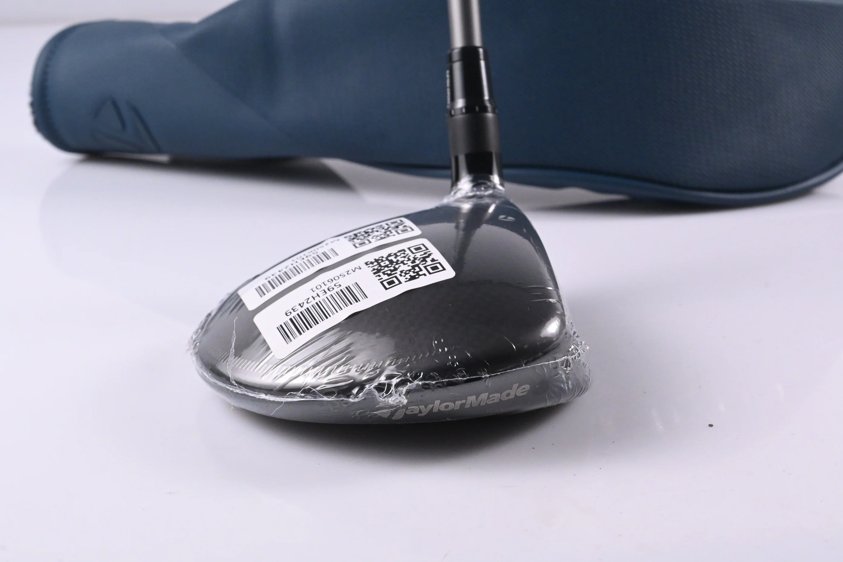 Taylormade Qi4D Max Lite #5 Wood / 18 Degree / Senior Flex Reax 45 Shaft - Image 3
