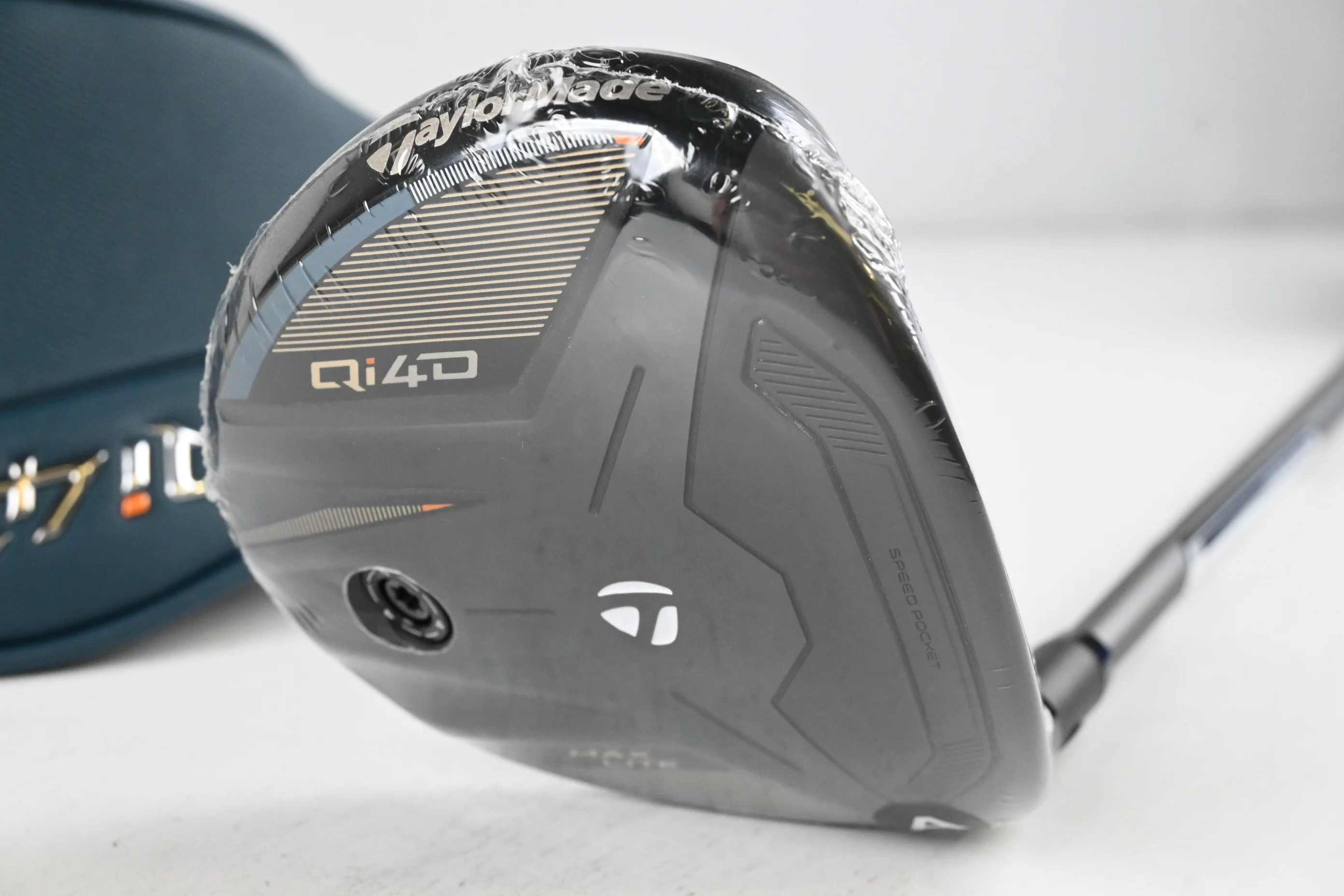 Taylormade Qi4D Max Lite #7 Wood / 21 Degree / Senior Flex Reax Silver 45 Shaft