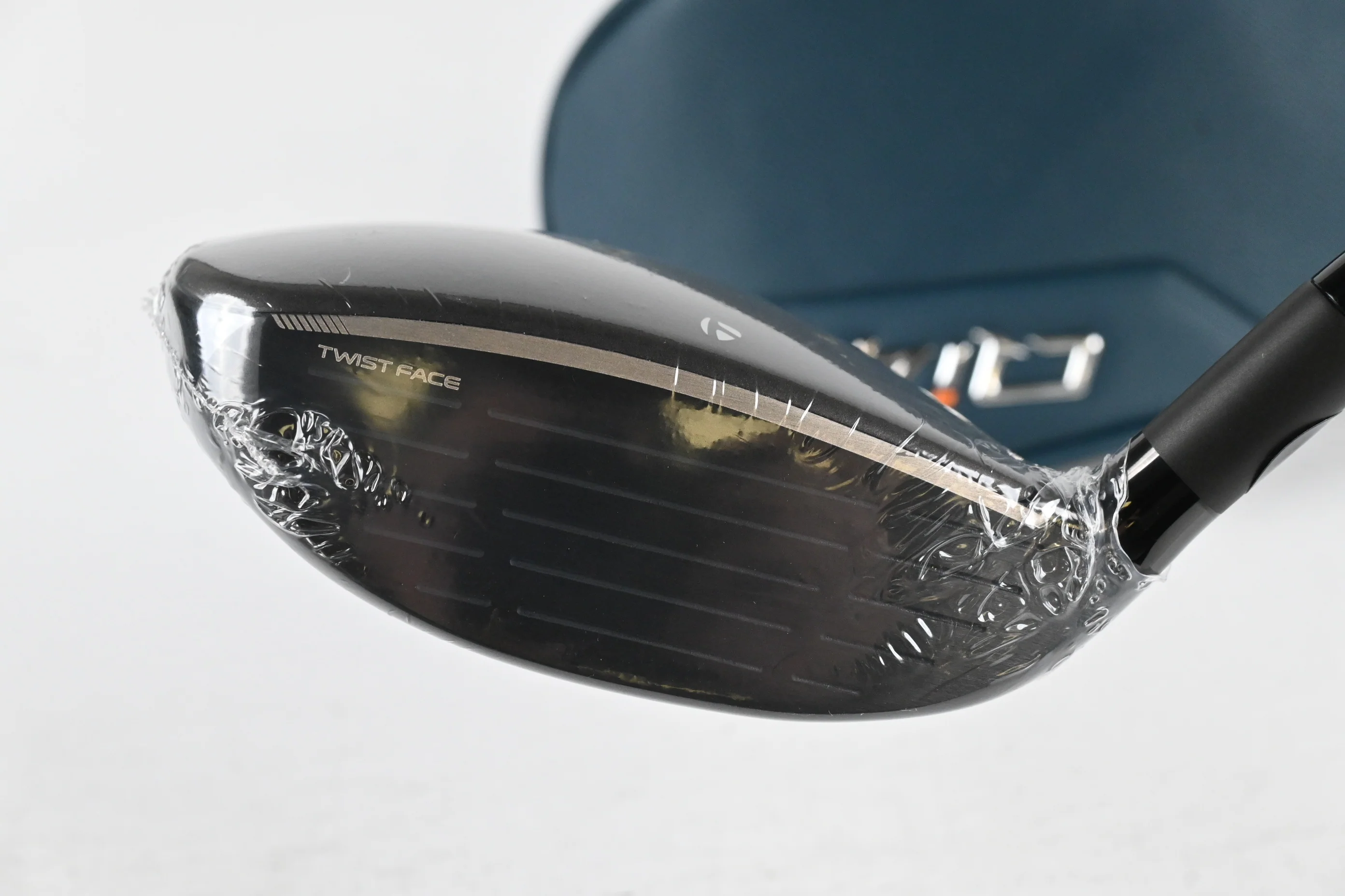 Taylormade Qi4D Max Lite #7 Wood / 21 Degree / Senior Flex Reax Silver 45 Shaft - Image 4