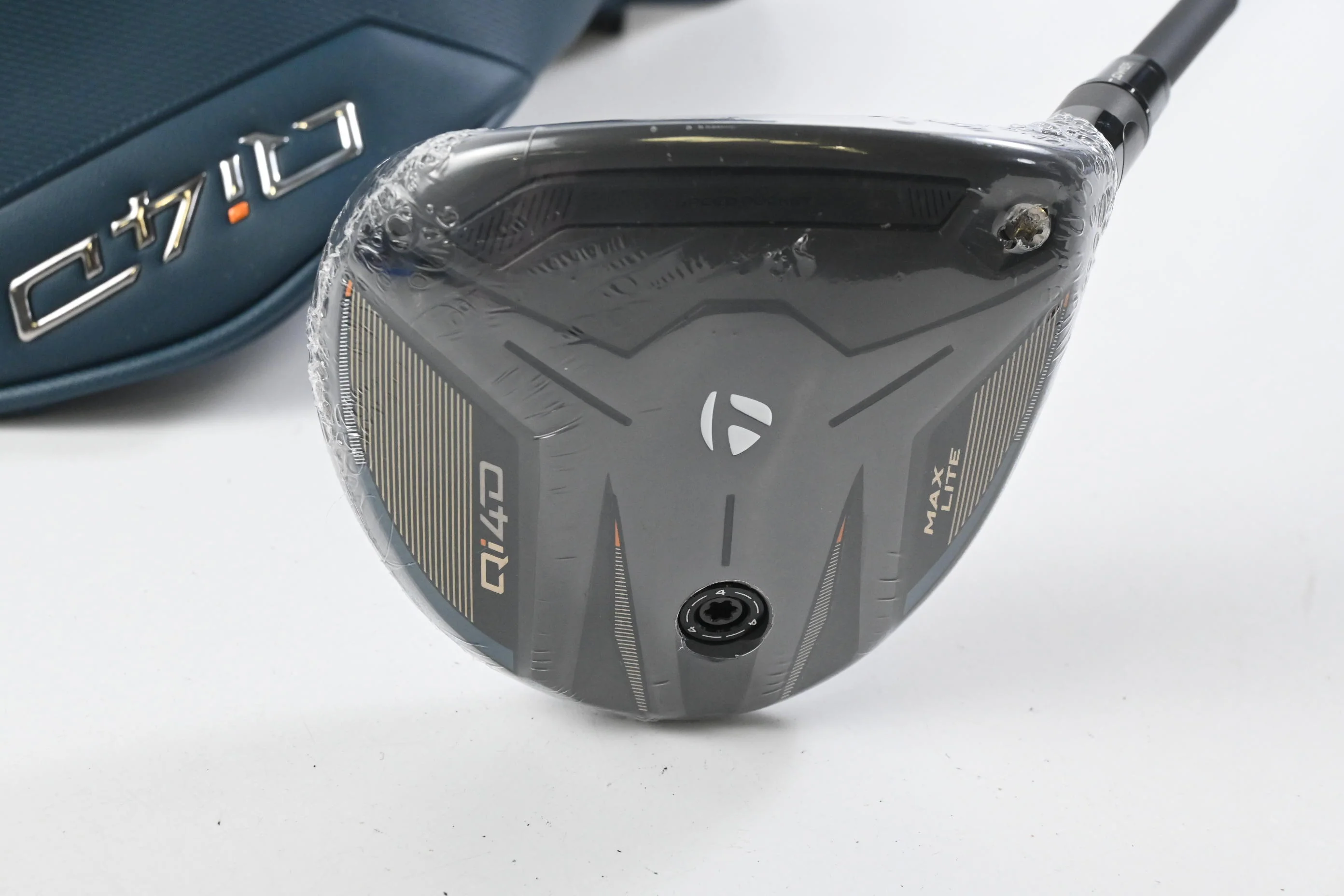 Taylormade Qi4D Max Lite #5 Wood / 18 Degree / Regular Flex REAX 55 Shaft - Image 2
