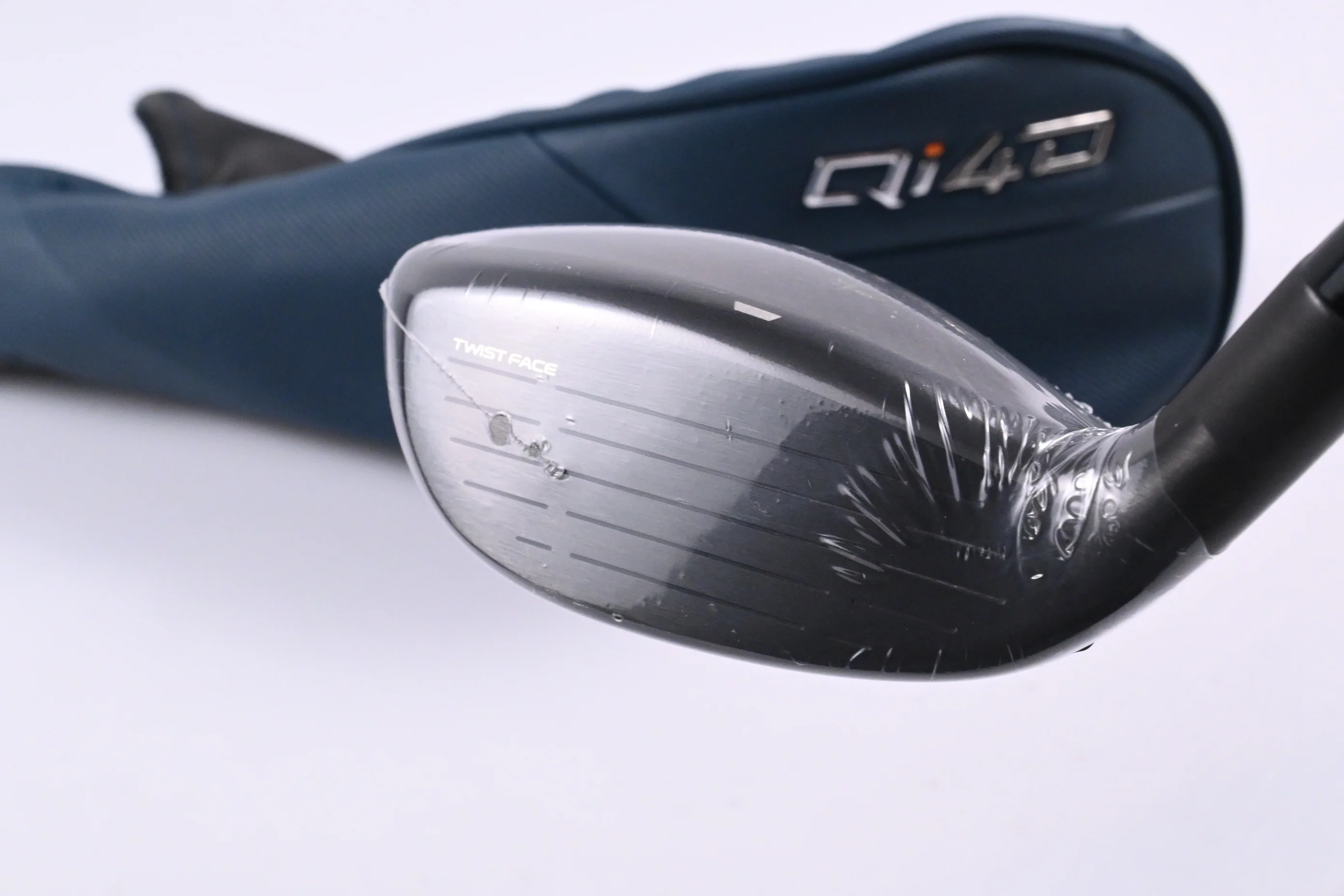 Taylormade Qi4D Max Lite #5 Hybrid / 26 Degree / Senior Flex Mitsubishi Reax 45 - Image 4