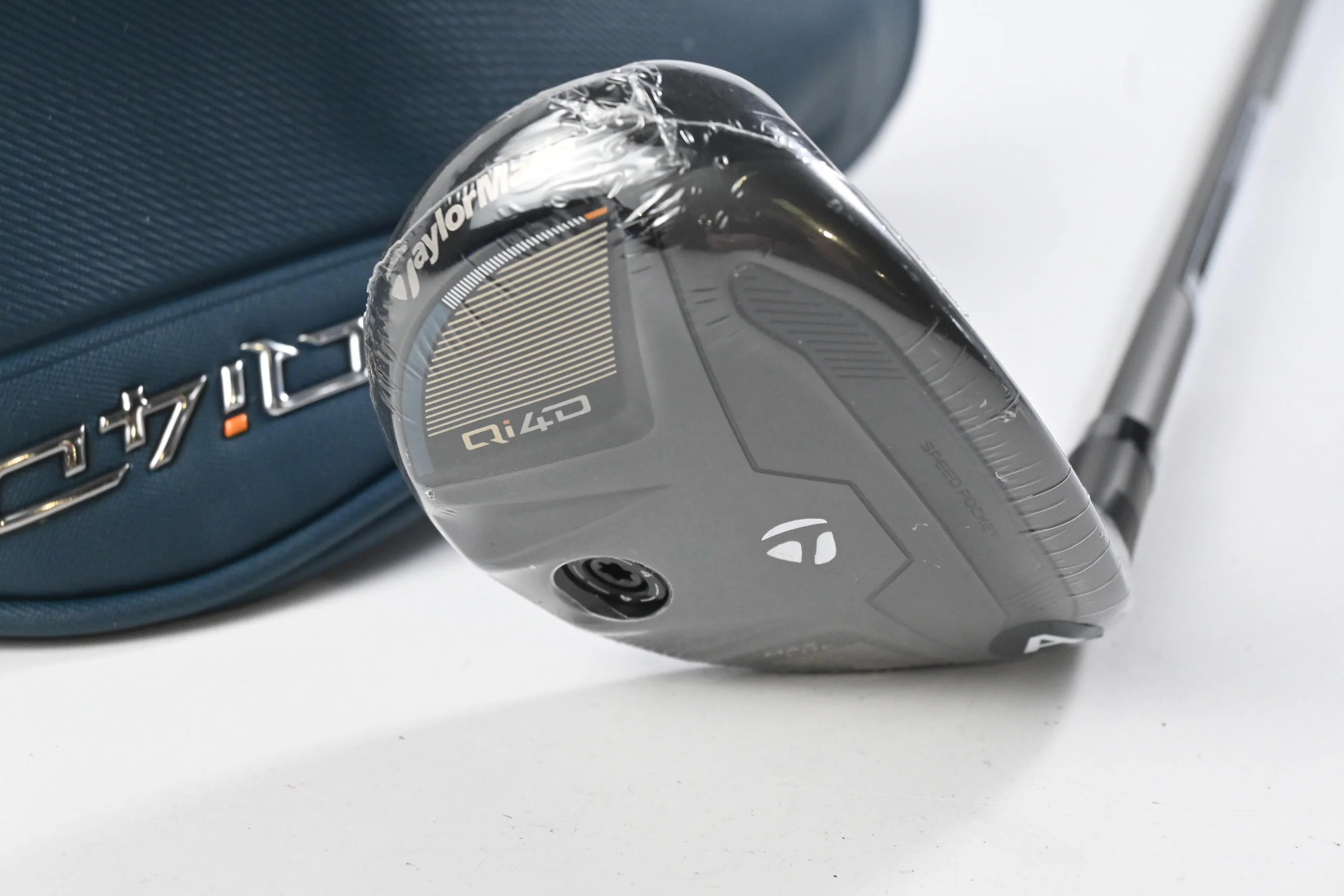 Taylormade Qi4D Max Lite #5 Hybrid / 26 Degree / Senior Flex Reax 45 Shaft
