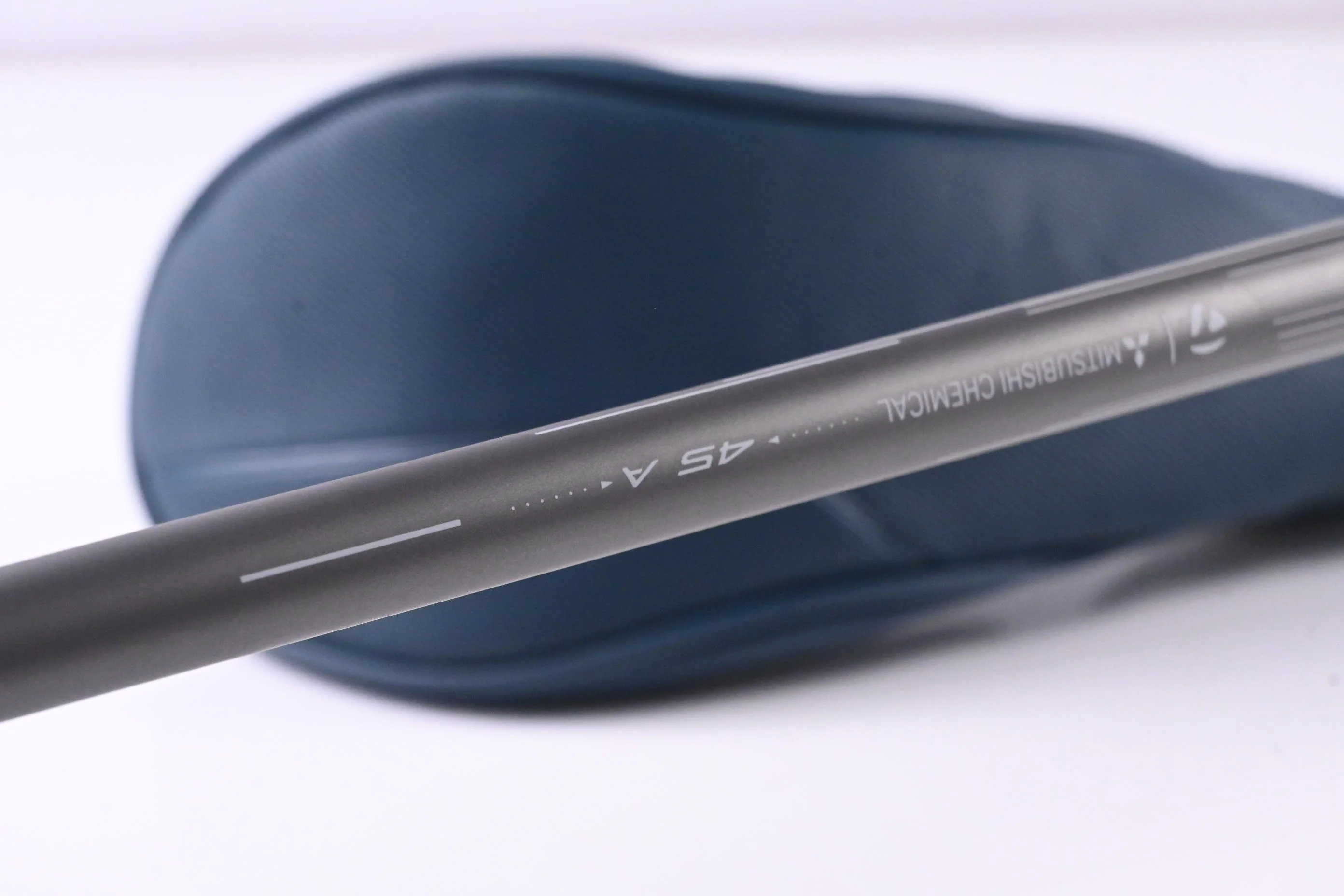 Taylormade Qi4D Max Lite #5 Hybrid / 26 Degree / Senior Flex Reax 45 Shaft - Image 6