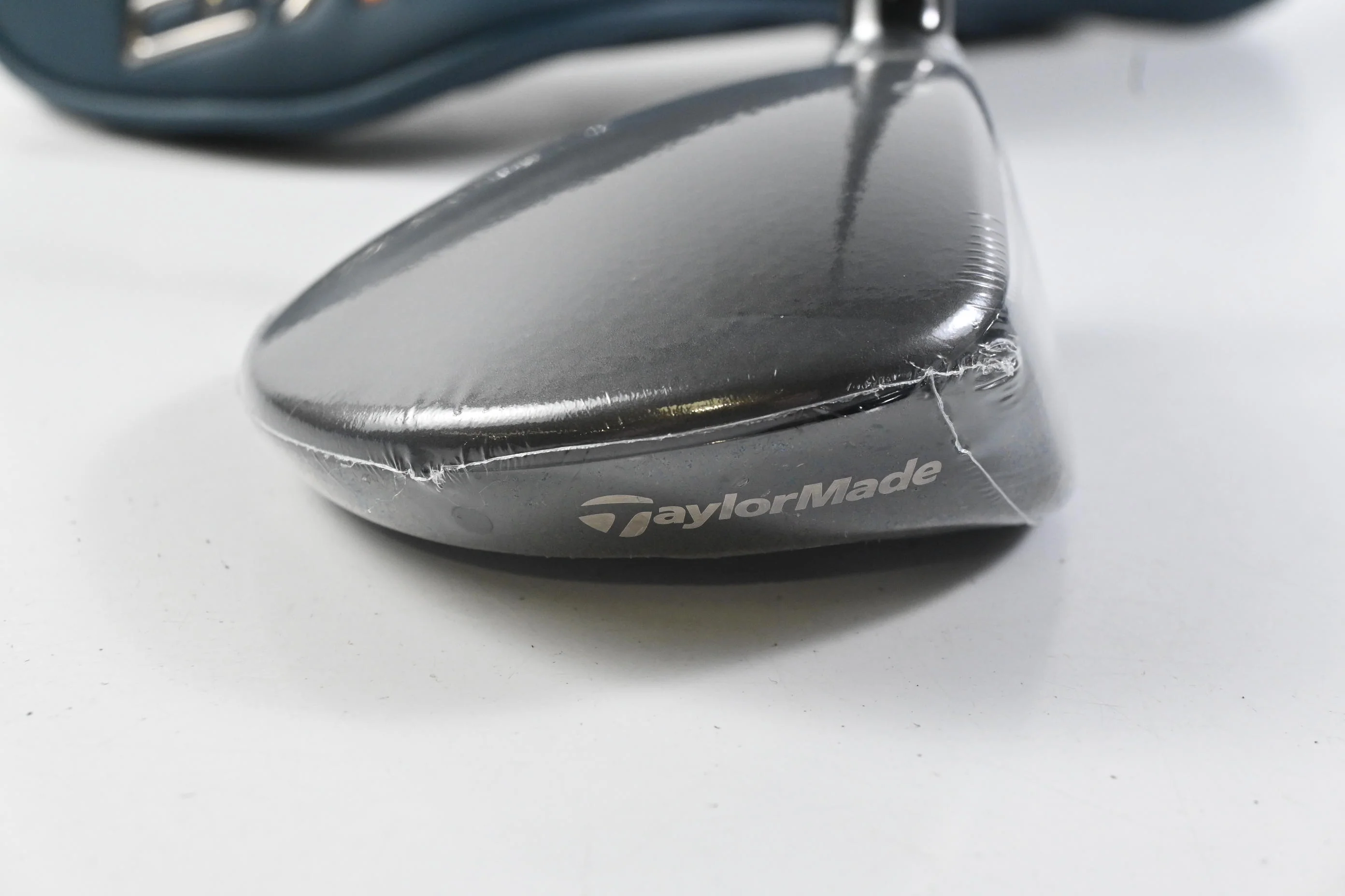 Taylormade Qi4D Tour #3 Wood / 15 Degree / X-Flex REAX 75 Shaft - Image 3