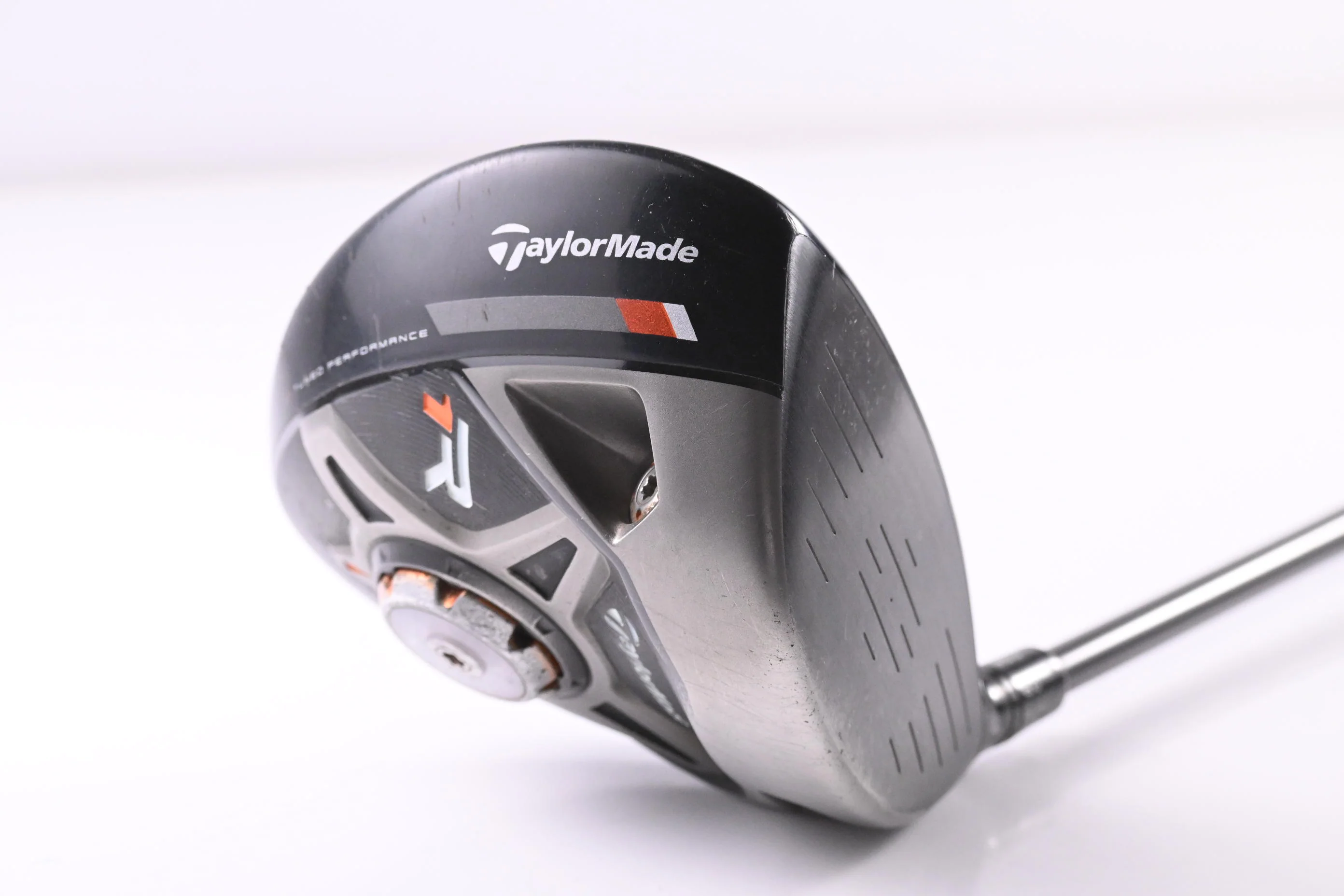 Taylormade R1 Black Driver / 10 Degree / Regular Flex Aldila RIP Phenom 55 Shaft