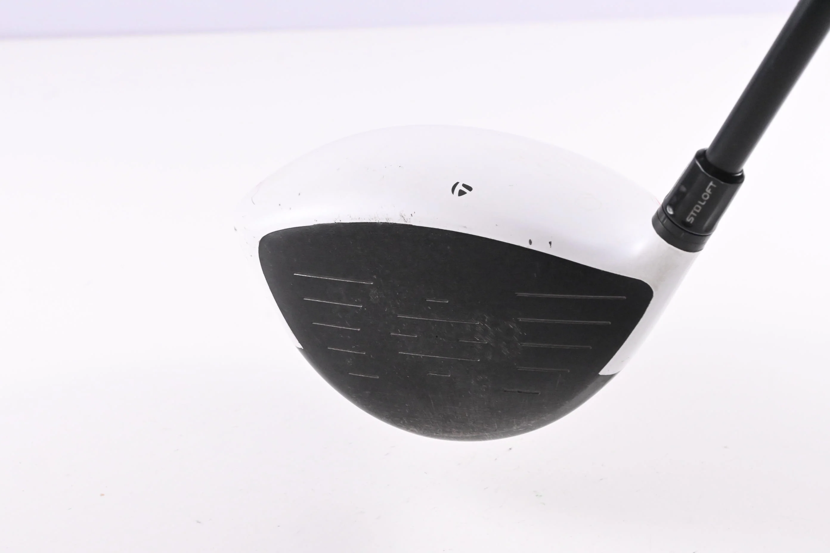 Taylormade R11 Driver / 10.5 Degree / Stiff Flex Fujikura Blur 60 Shaft - Image 4