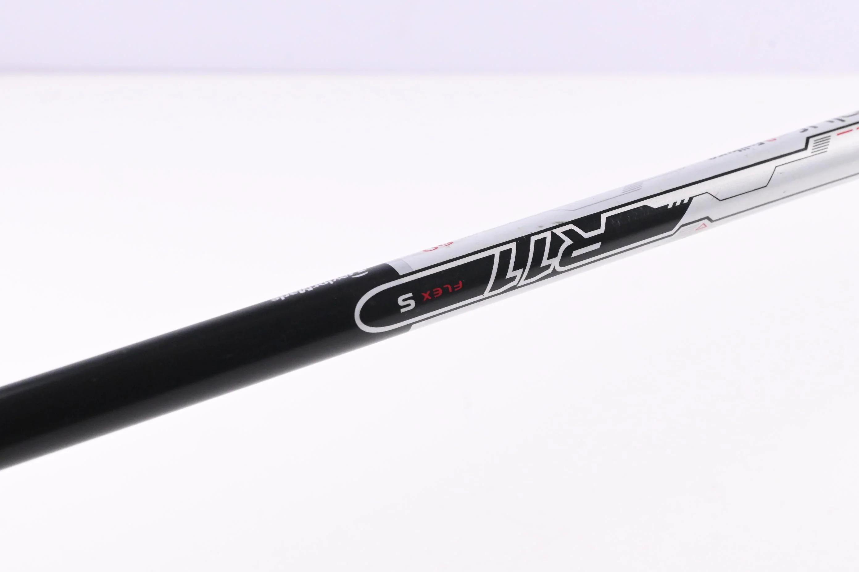Taylormade R11 Driver / 10.5 Degree / Stiff Flex Fujikura Blur 60 Shaft - Image 6