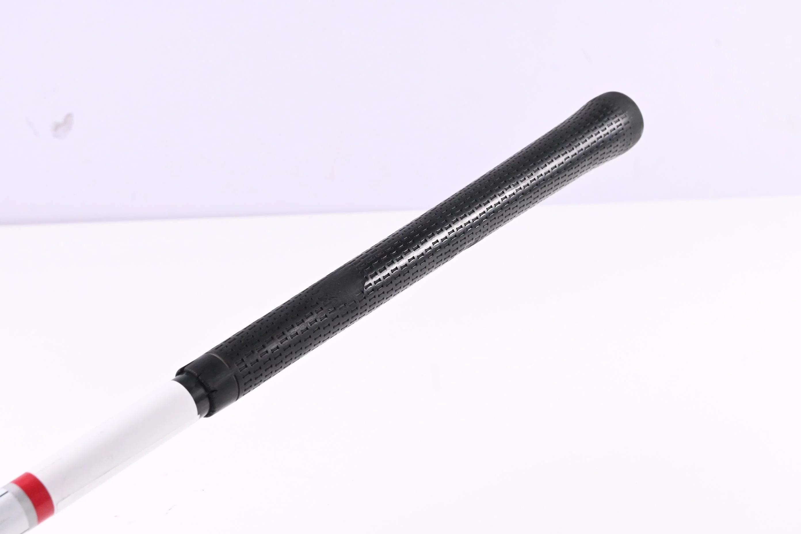 Taylormade R11 Driver / 10.5 Degree / Stiff Flex Fujikura Blur 60 Shaft - Image 8