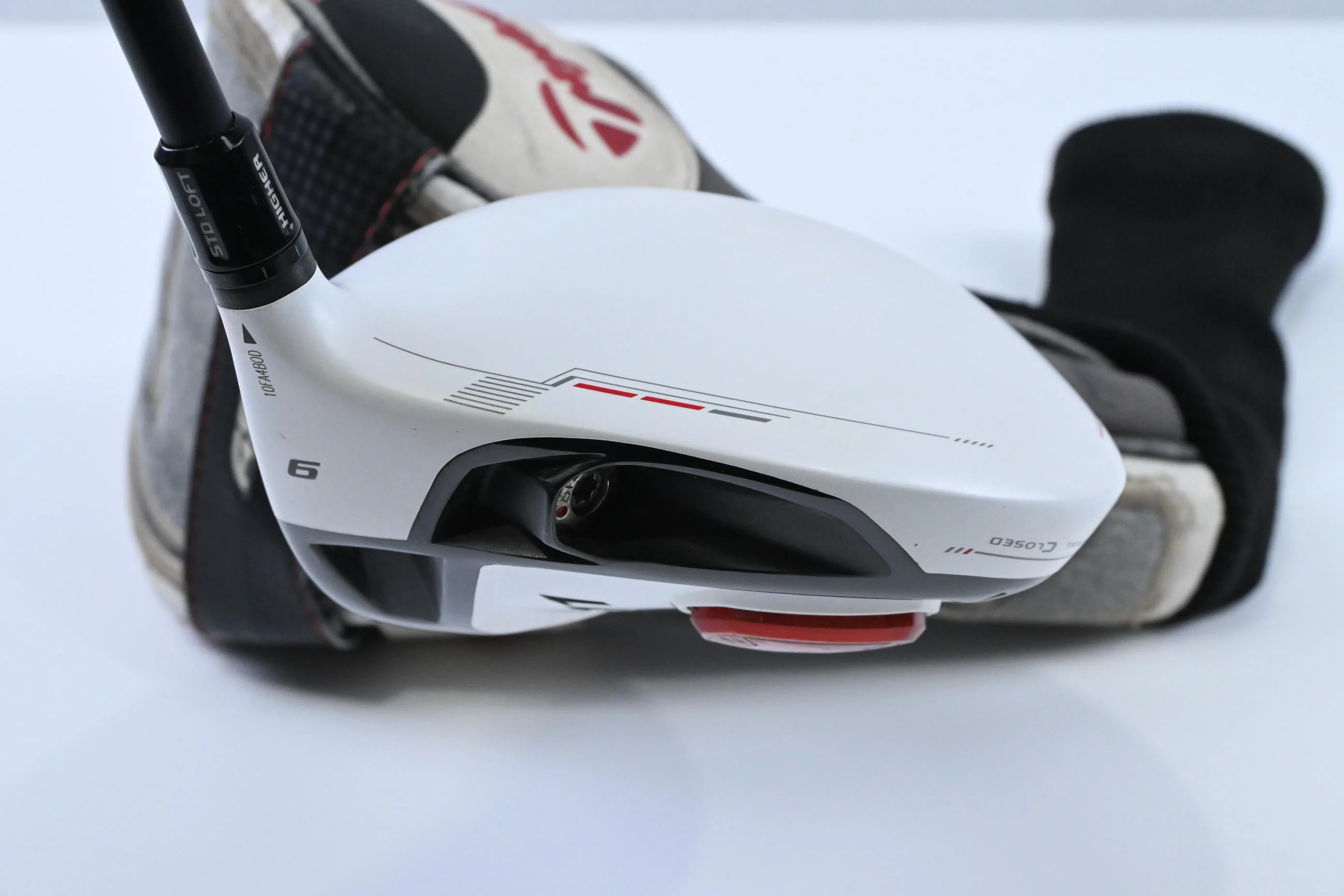 Taylormade R11 Driver / 9 Degree / Stiff Flex Taylormade Fujikura Blur 60 Shaft - Image 5