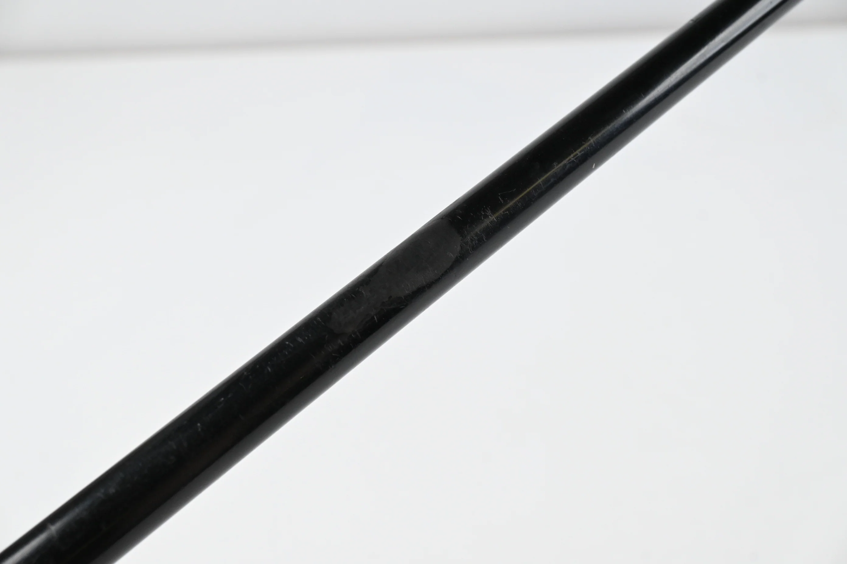 Taylormade R11 Driver / 9 Degree / Stiff Flex Fujikura Blur 60 Shaft - Image 9