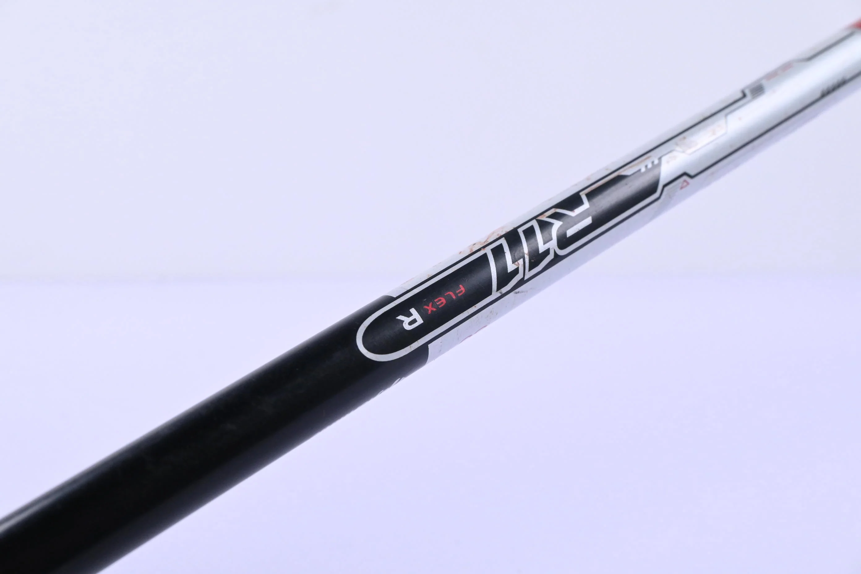Taylormade R11 Driver / 9 Degree / Regular Flex Fujikura Blur R11 60 Shaft - Image 6