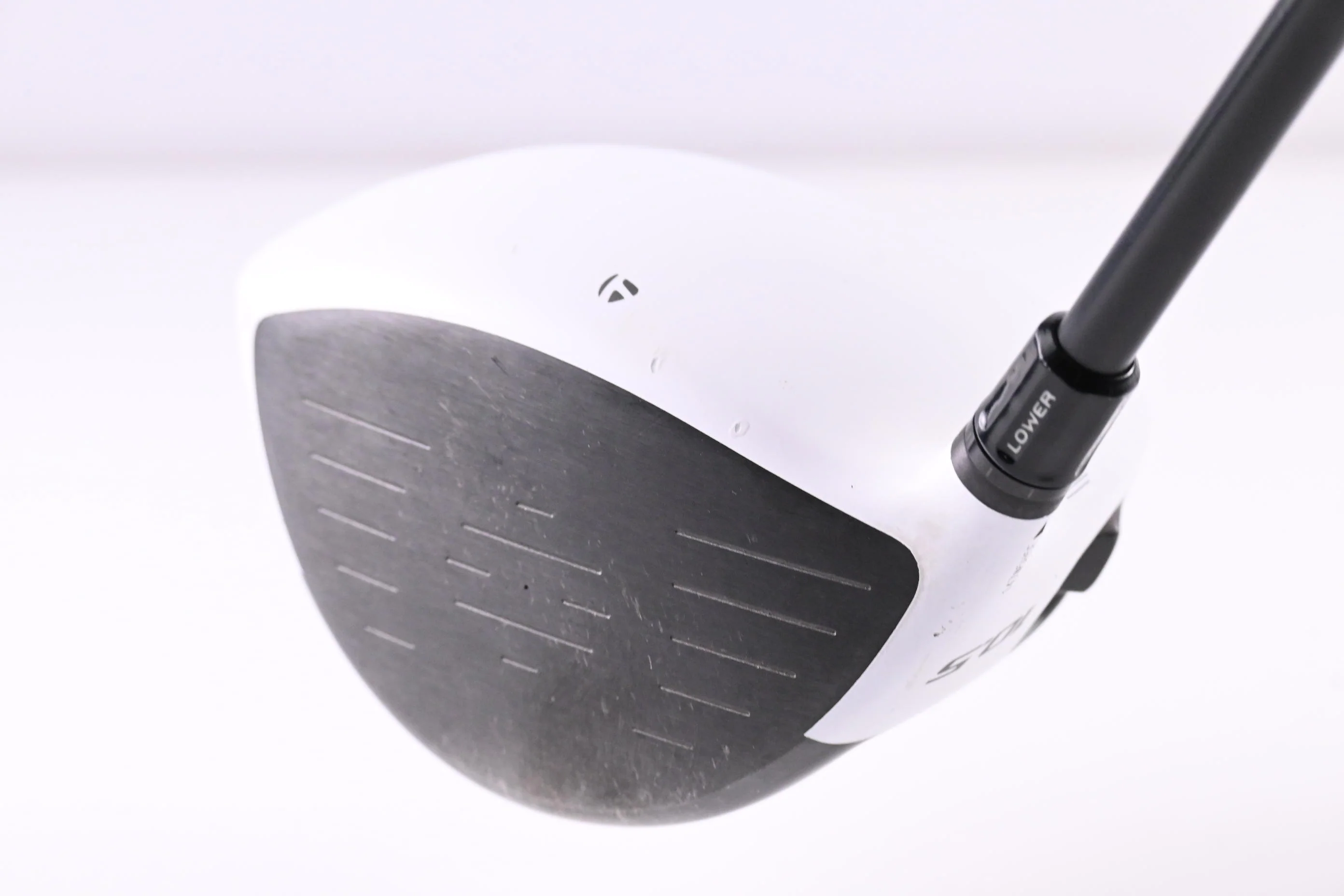 Taylormade R11 Driver / 10.5 Degree / Regular Flex Fujikura Blur 60 Shaft - Image 4