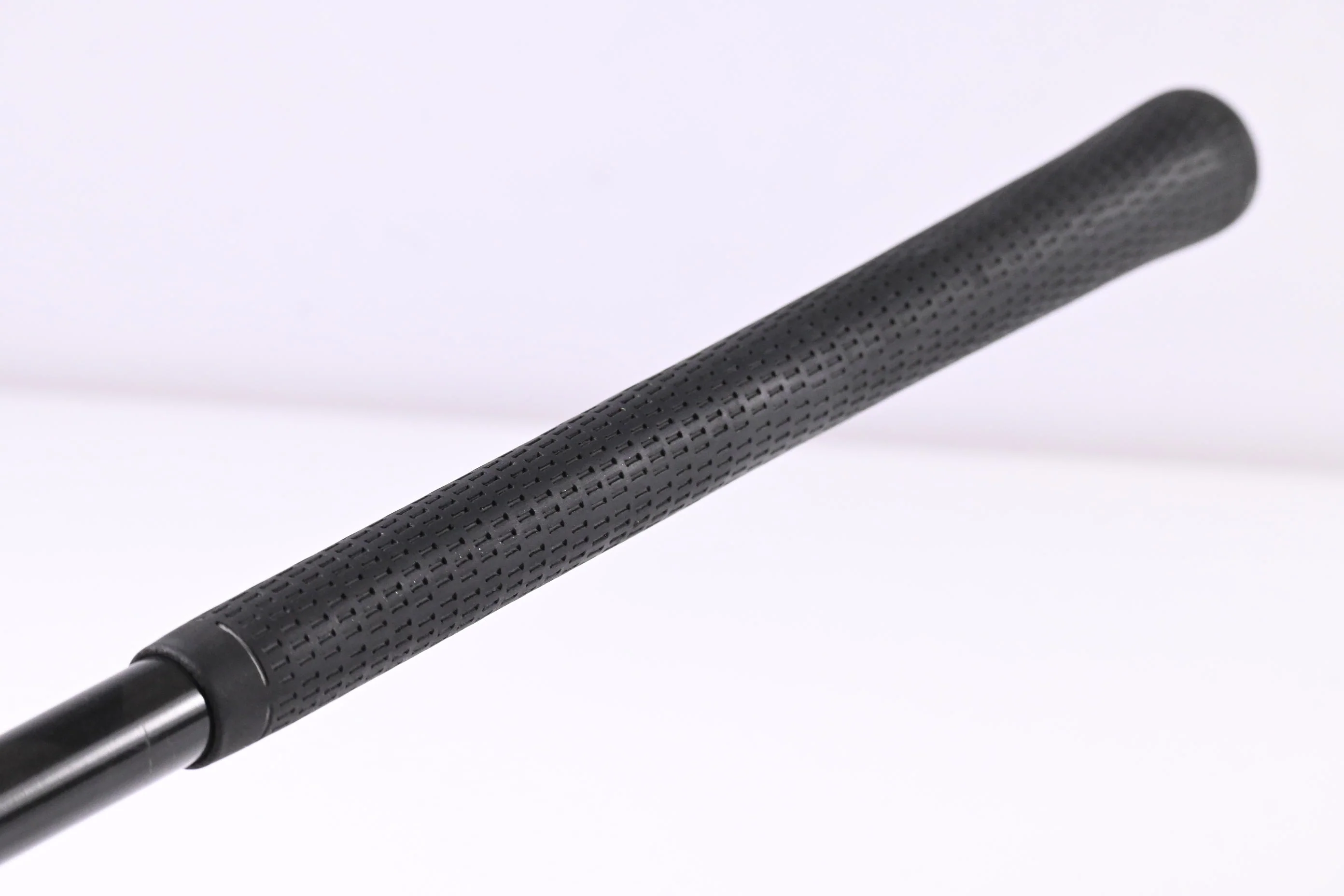 Taylormade R11 Driver / 10.5 Degree / Regular Flex Fujikura Blur 60 Shaft - Image 8