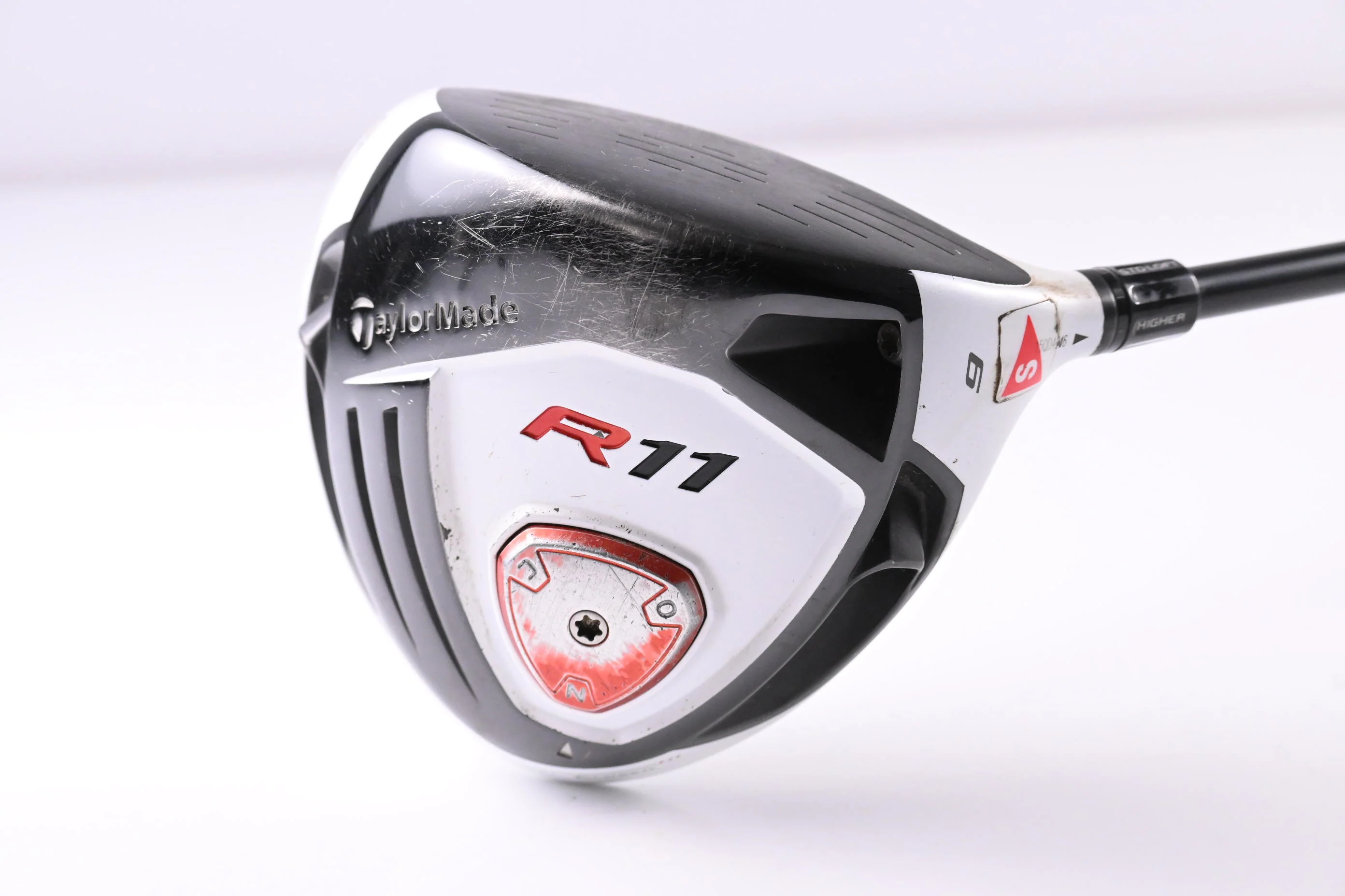 Taylormade R11 Driver / 9 Degree / Stiff Flex Fujikura Blur 60 Shaft - Image 2