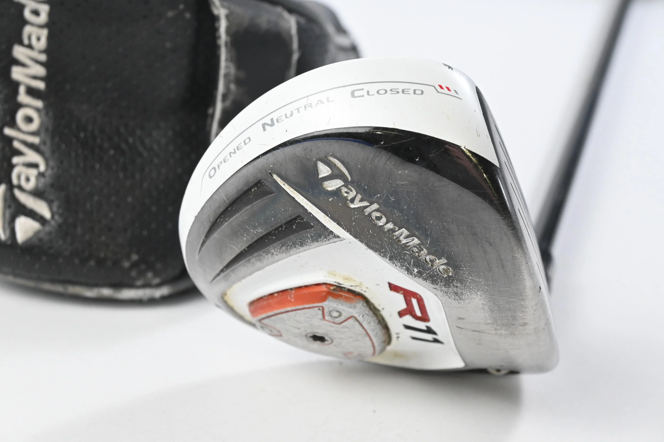 Taylormade R11 #3 Wood / 15.5 Degree / Stiff Flex Fujikura Blur 70 Shaft