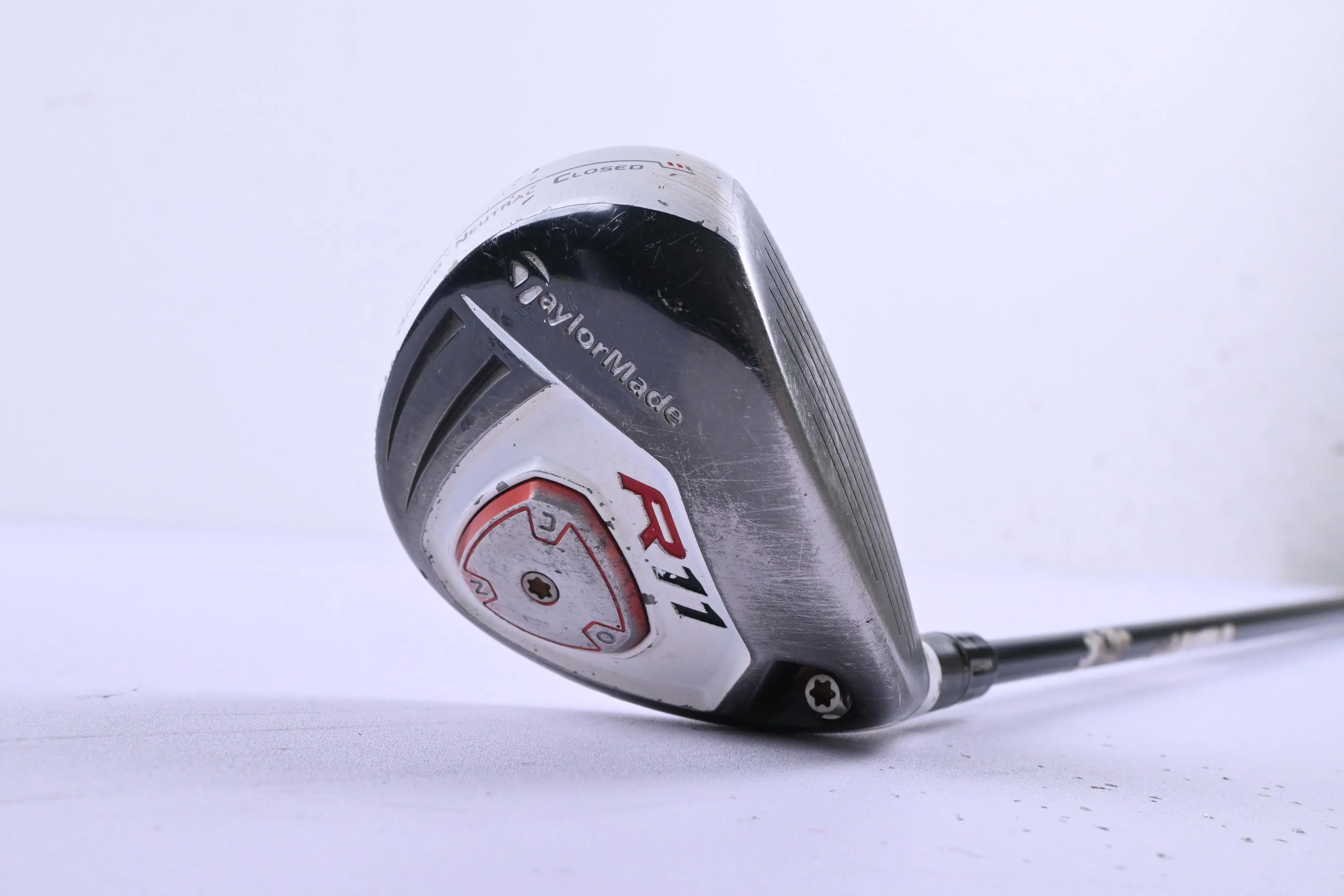 Taylormade R11 #3 Wood / 15.5 Degree / Regular Flex Fujikura Blur 70 Shaft
