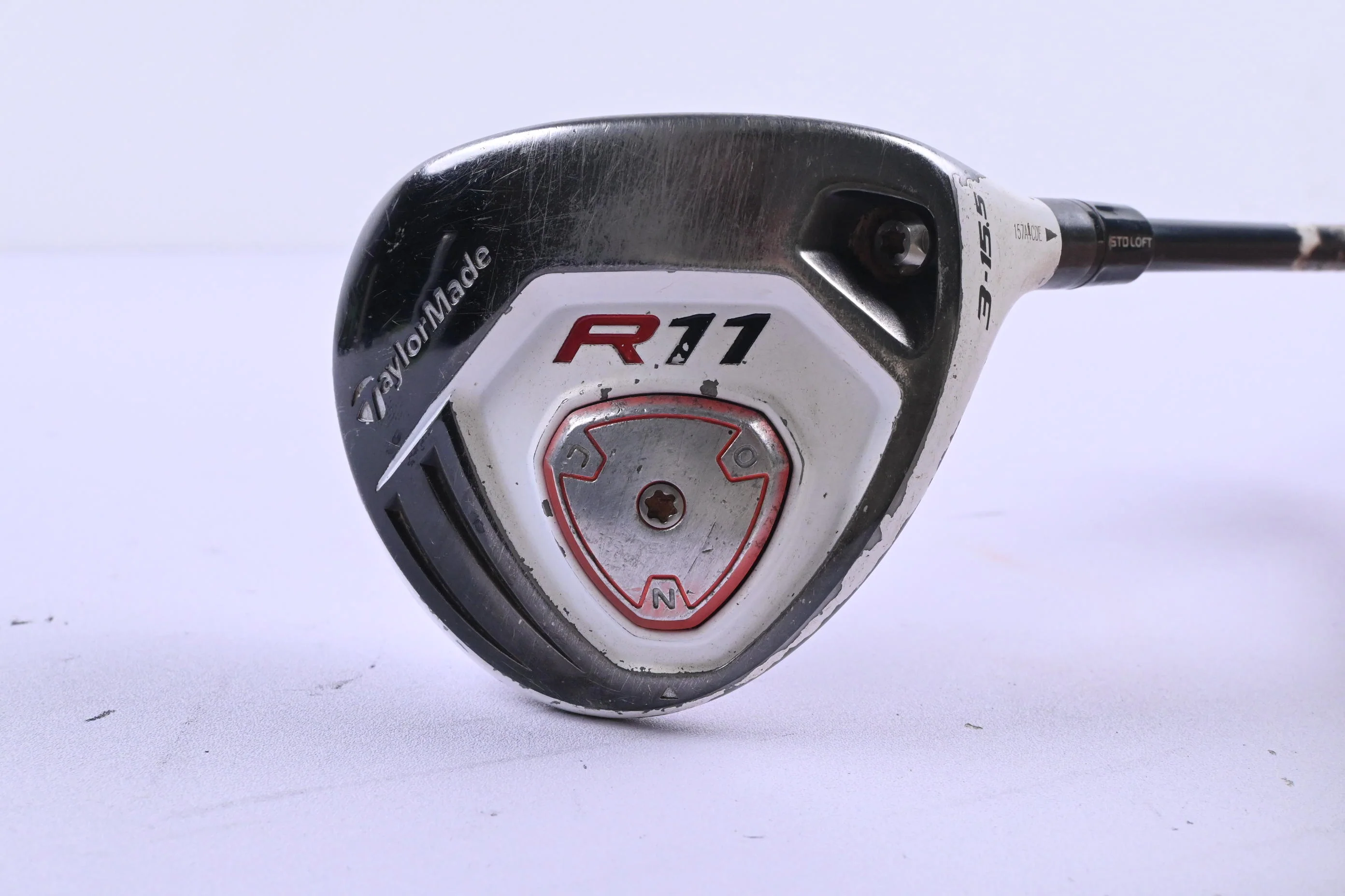Taylormade R11 #3 Wood / 15.5 Degree / Regular Flex Fujikura Blur 70 Shaft - Image 2