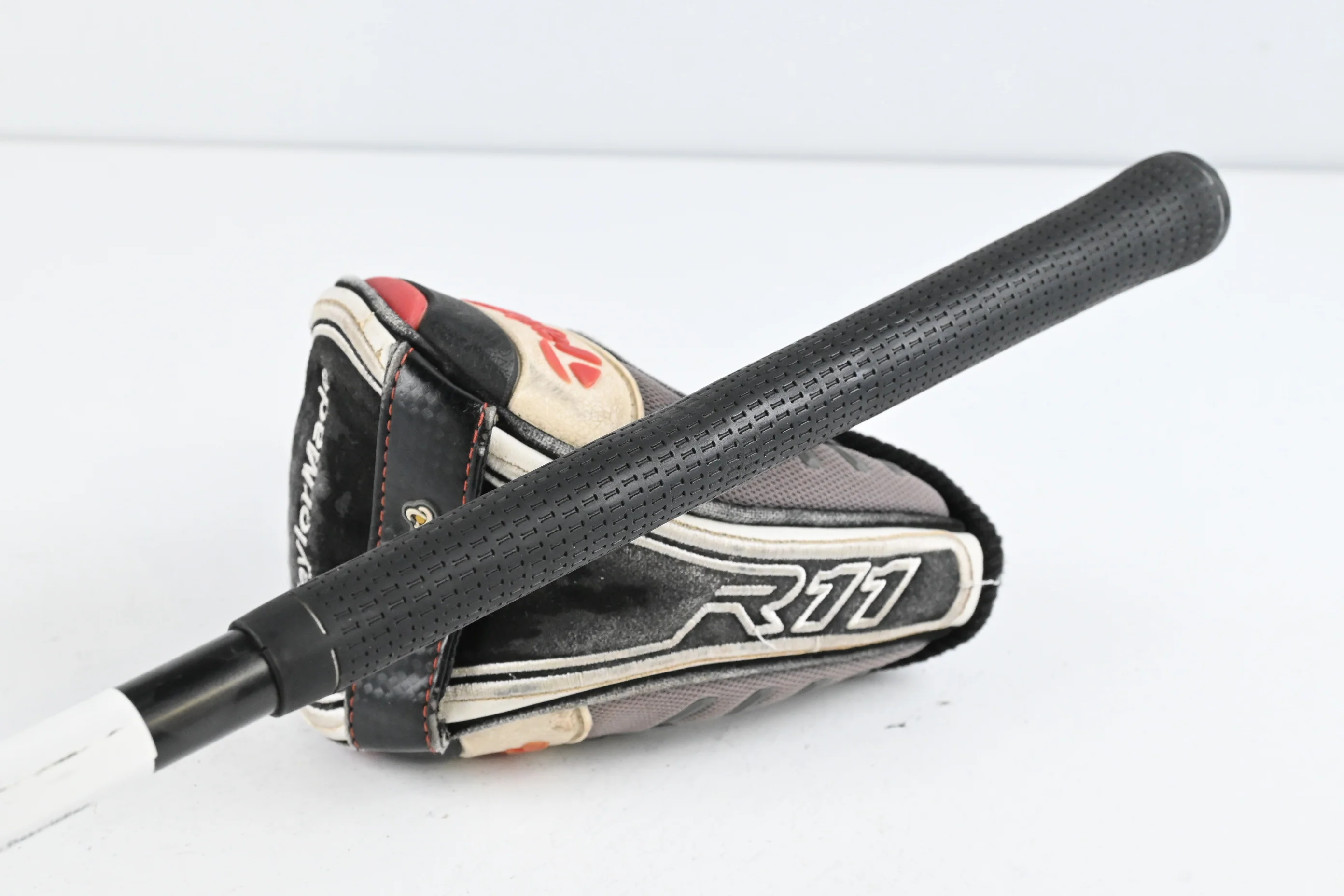 Taylormade R11 #3 Wood / 15.5 Degree / Regular Flex Fujikura Blur 70 Shaft - Image 8